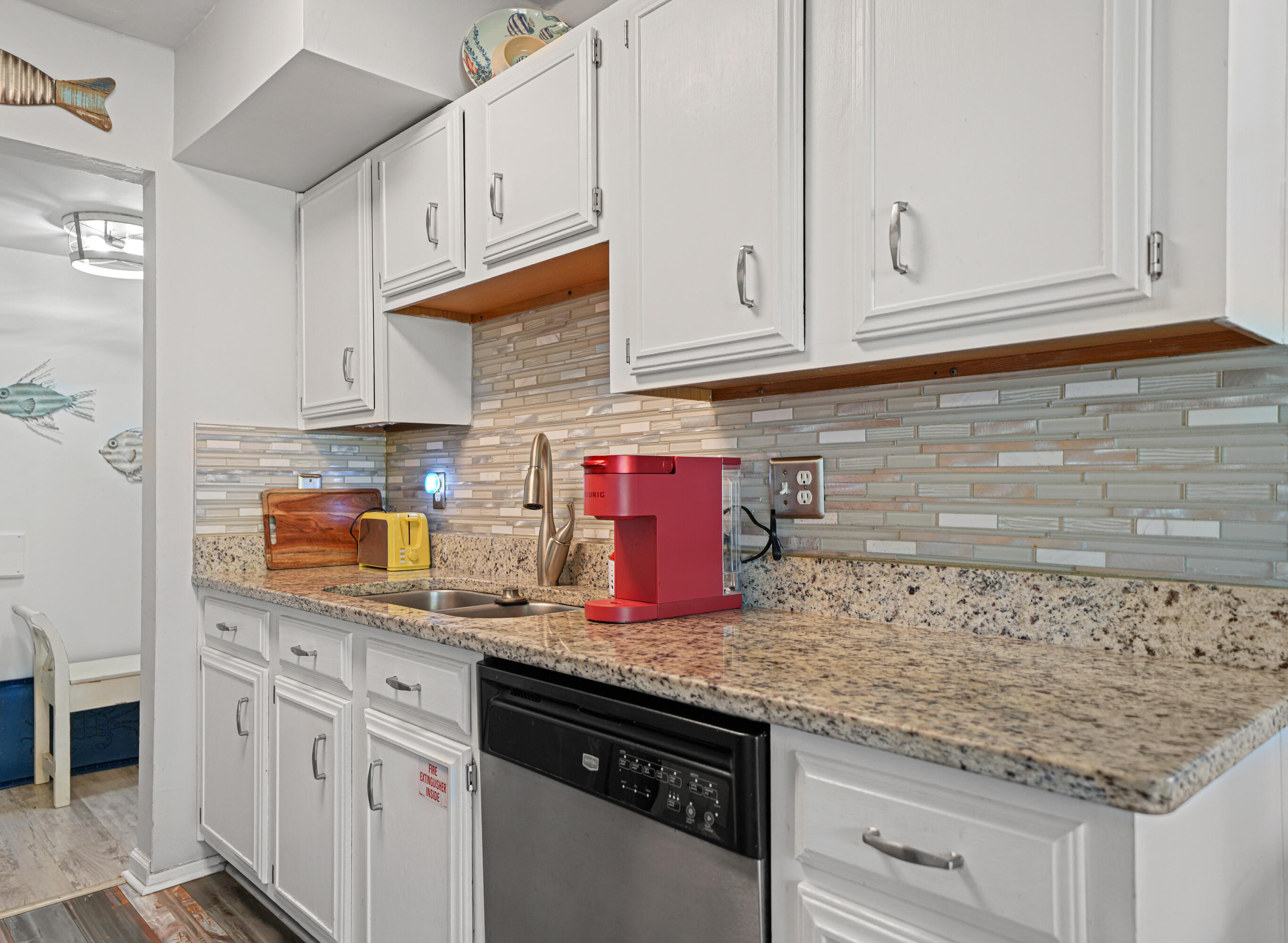 SEASCAPE CONDO GARDEN VILLA - Residential