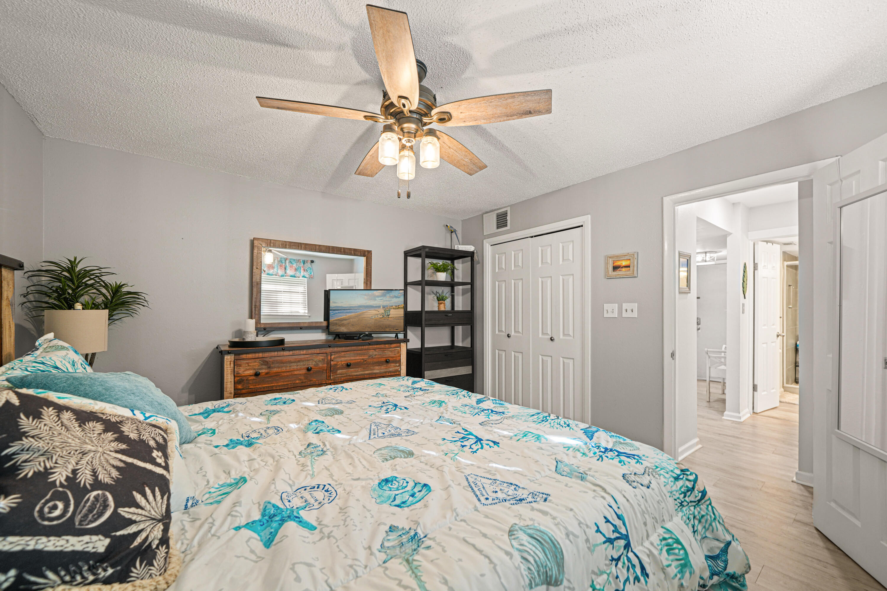 SEASCAPE CONDO GARDEN VILLA - Residential