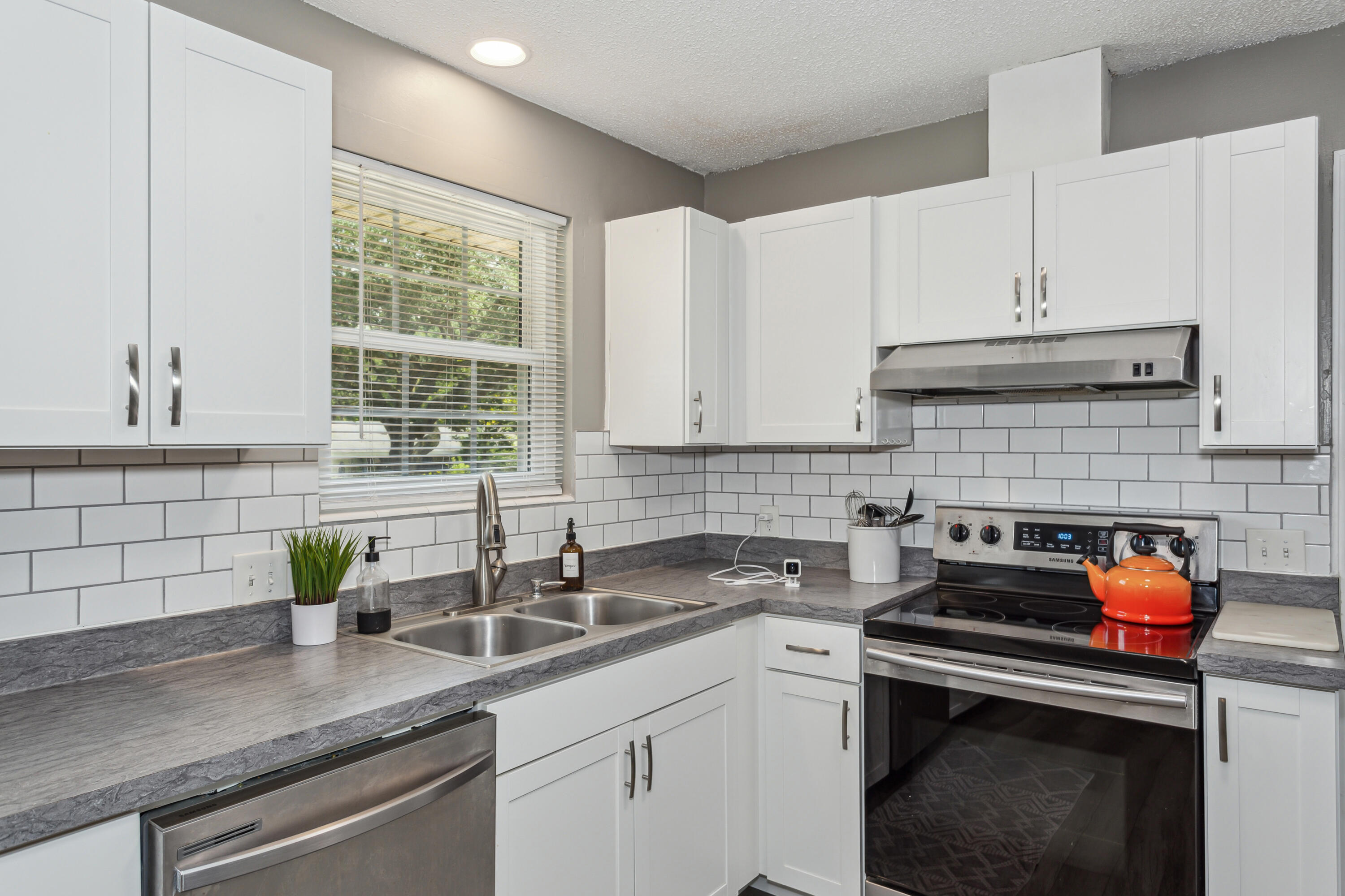 DEVONSHIRE - Residential