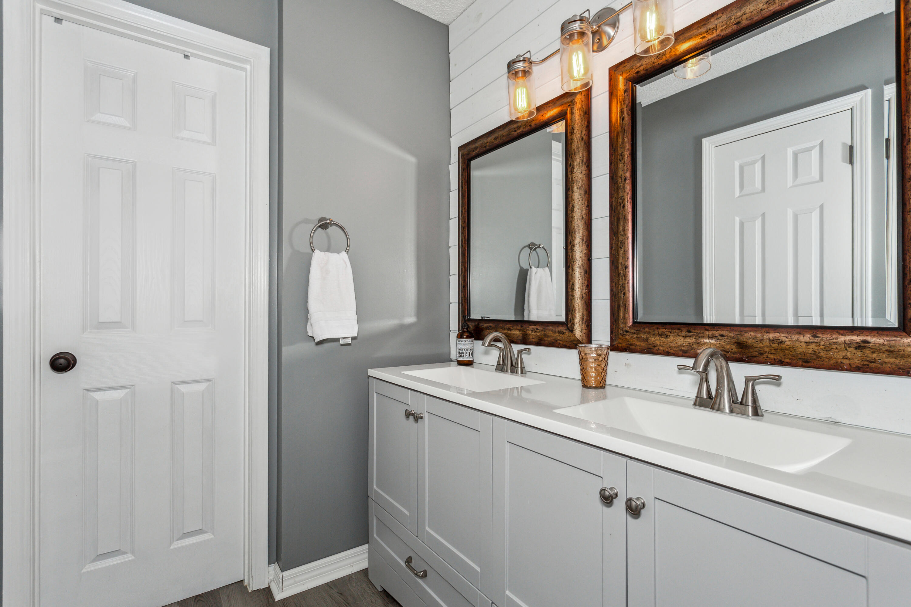 DEVONSHIRE - Residential