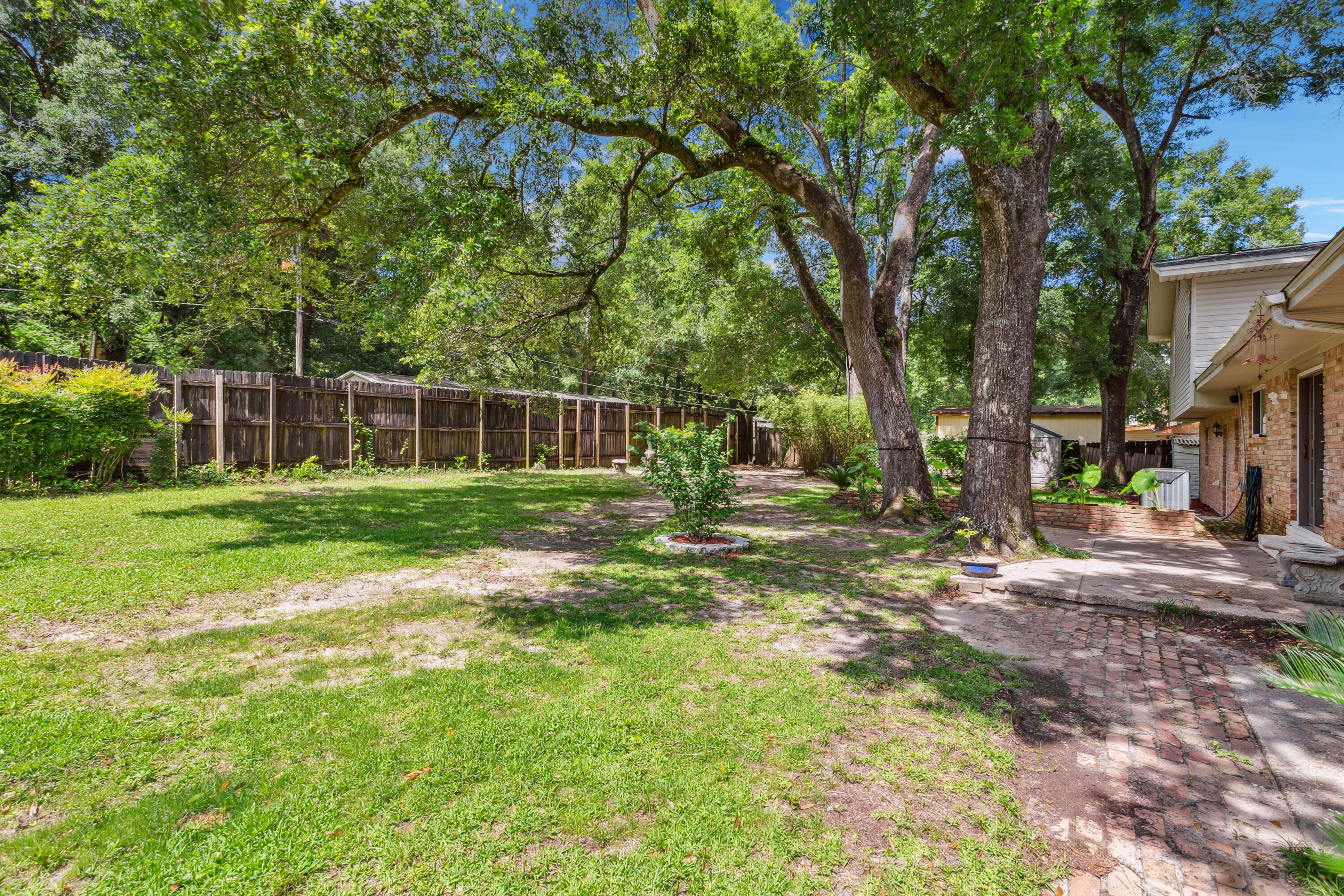 DEVONSHIRE - Residential