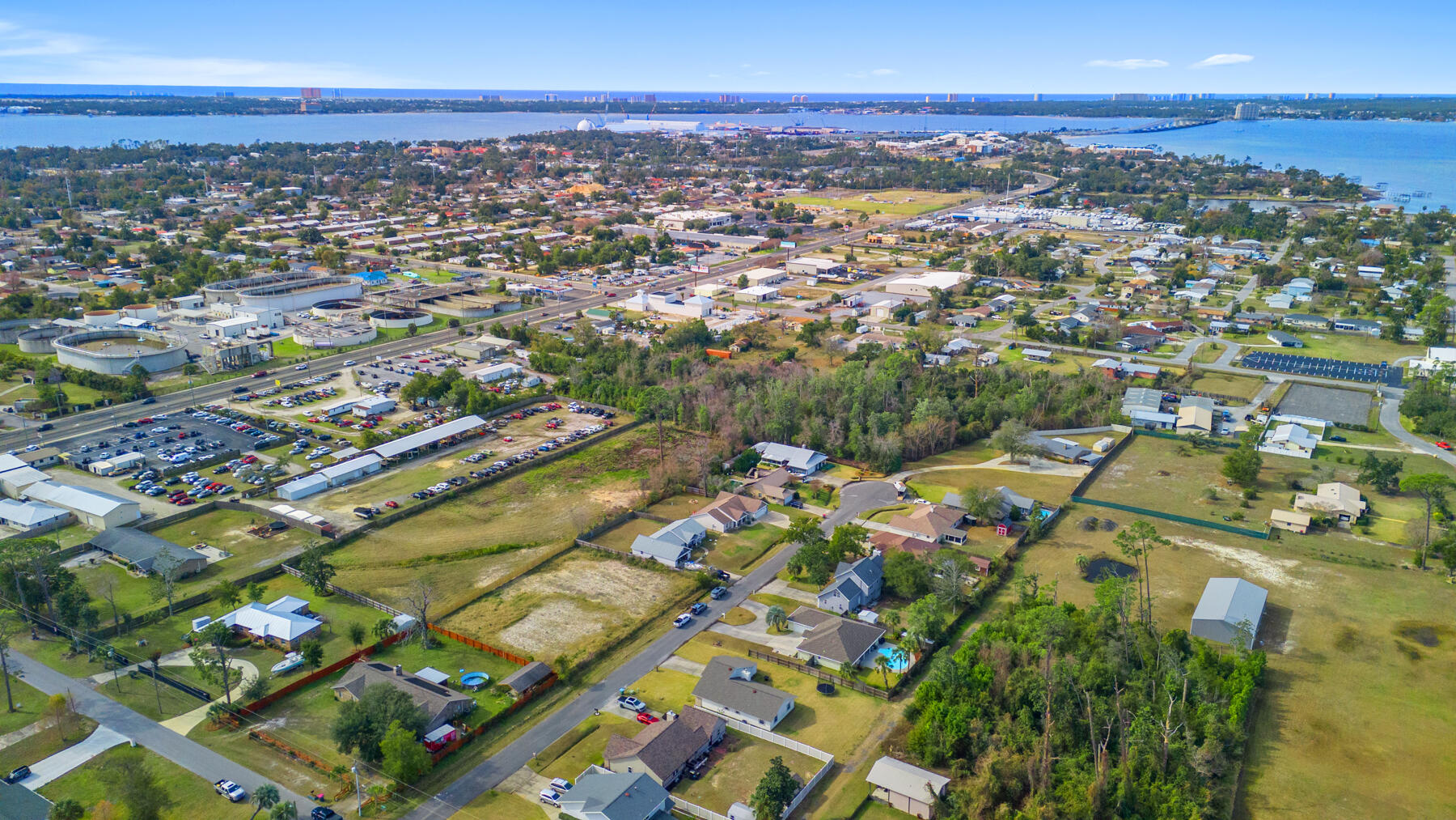 PRETTY BAYOU ESTATES - Residential