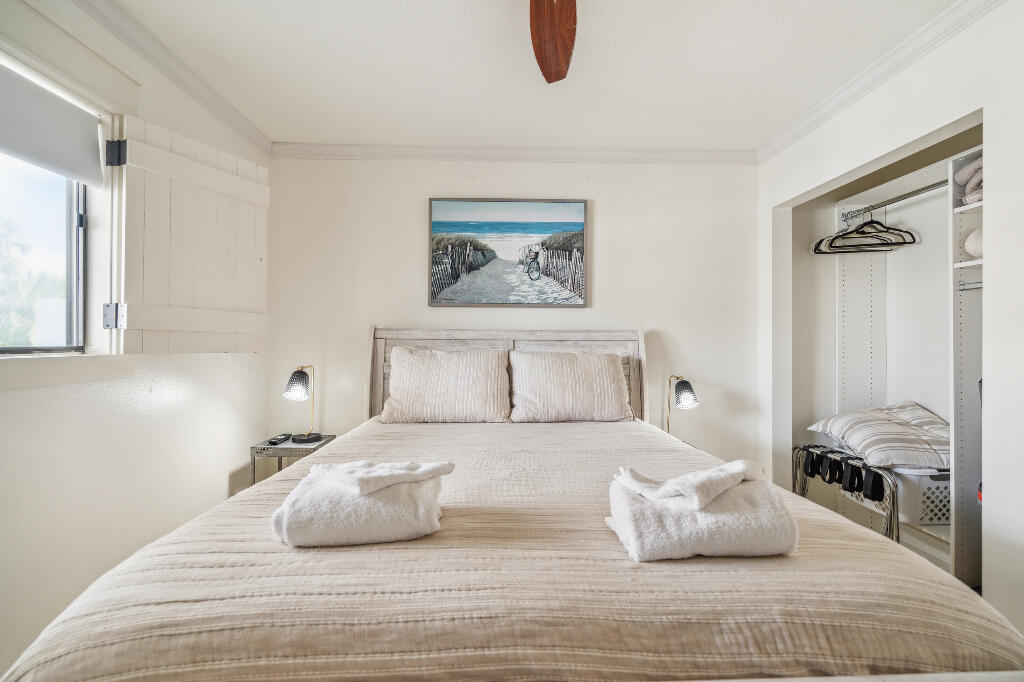 BEACHSIDE CONDO AT SEAGROVE - Residential