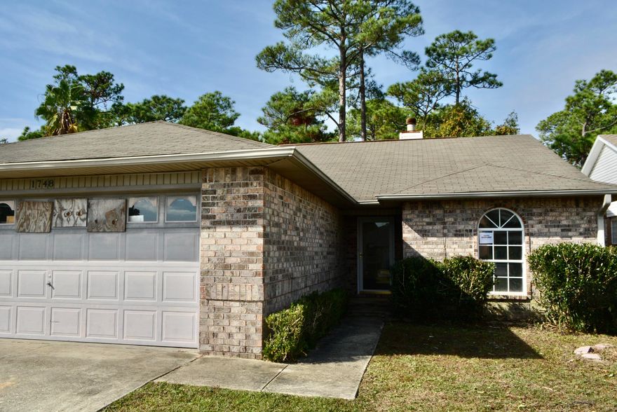 REO. Great home with deeded access to the Sound. This brick patio home is nestled in on the backside of the subdivision and backs up to a natural wetlands area. Serene view for peaceful relaxation on the screened-in back porch that is accessible from the master bedroom and the kitchen dining area. Large eat-in kitchen includes a breakfast bar. This property is now active in an online auction. All offers must be submitted through the property's listing page on www.auction.com. The sale will be subject to a 5% buyer's premium pursuant to the Auction Terms & Conditions (minimums may apply). All auction bids will be processed subject to seller approval. Online bidding will begin on 12/4/2019 and End on 12/6/2019..