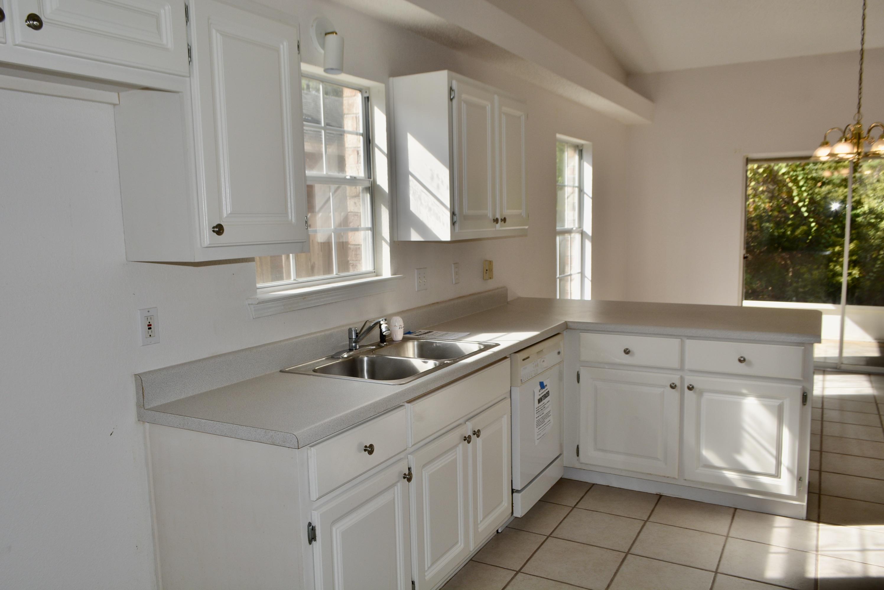 IVALEA GARDENS - Residential