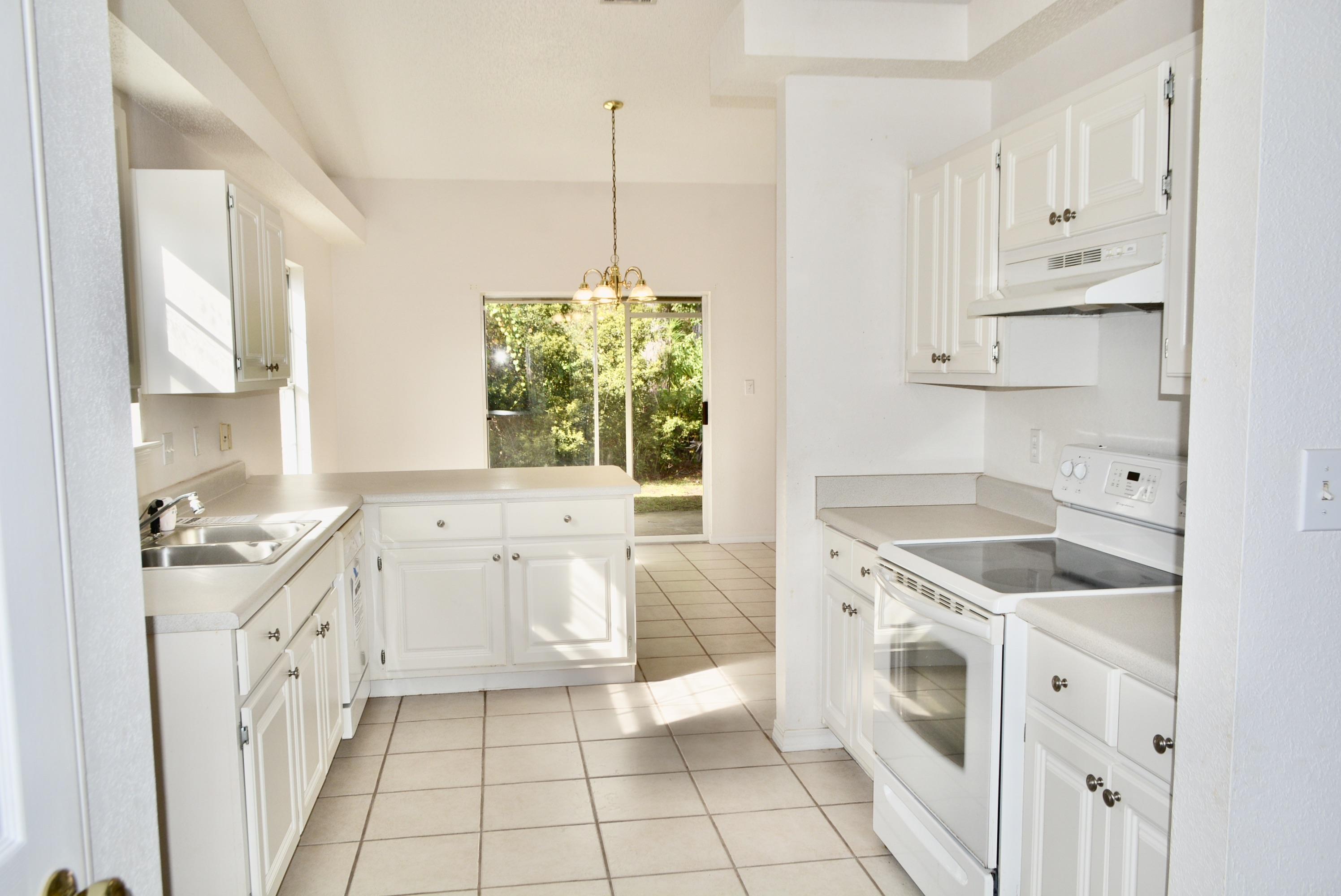 IVALEA GARDENS - Residential