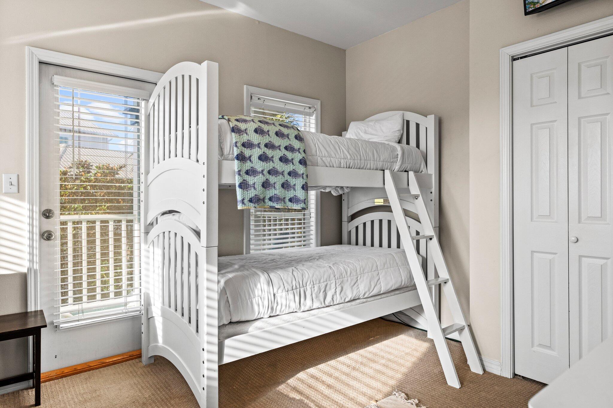 OLD FLORIDA COTTAGES - Residential