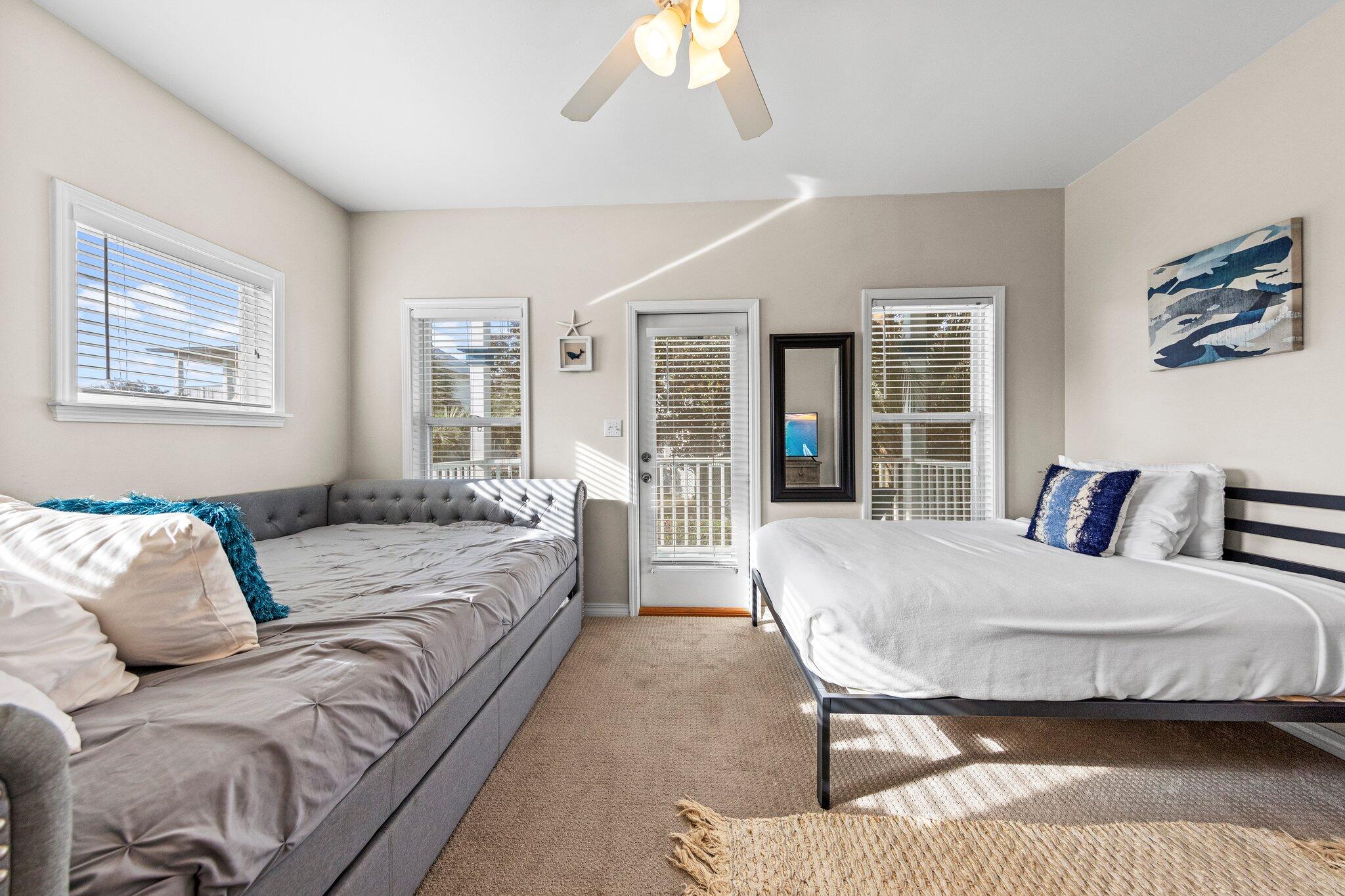 OLD FLORIDA COTTAGES - Residential