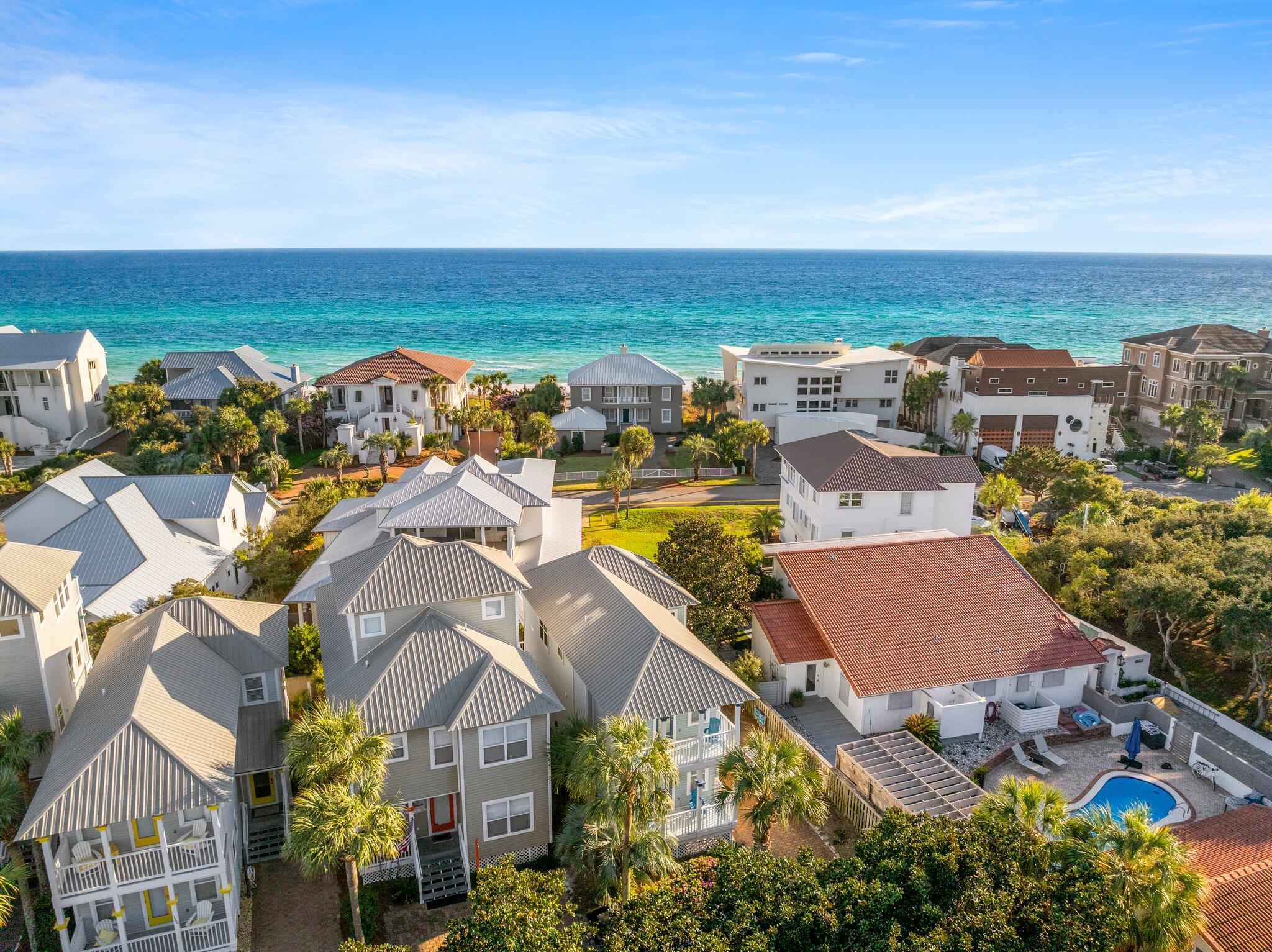 OLD FLORIDA COTTAGES - Residential