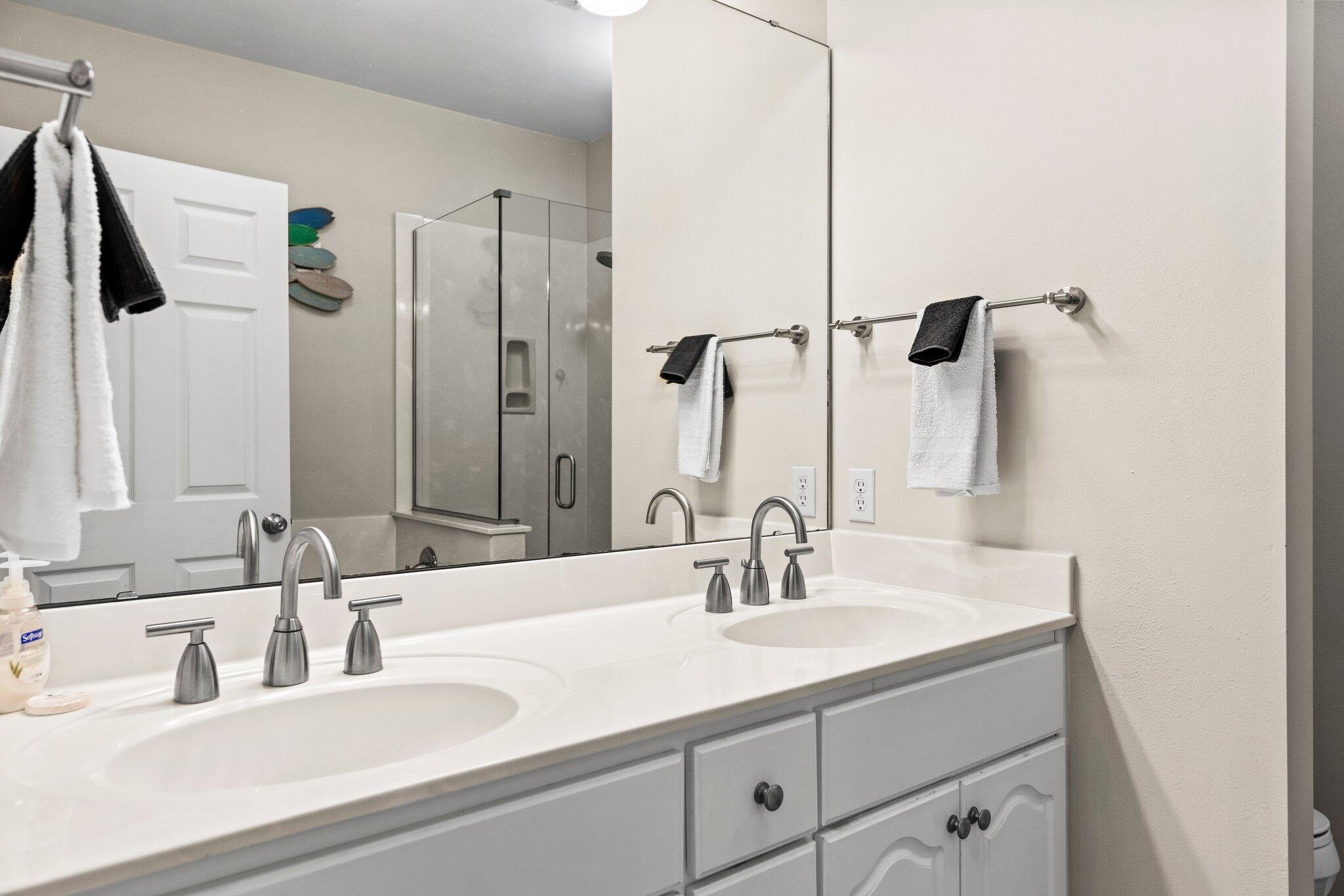 OLD FLORIDA COTTAGES - Residential