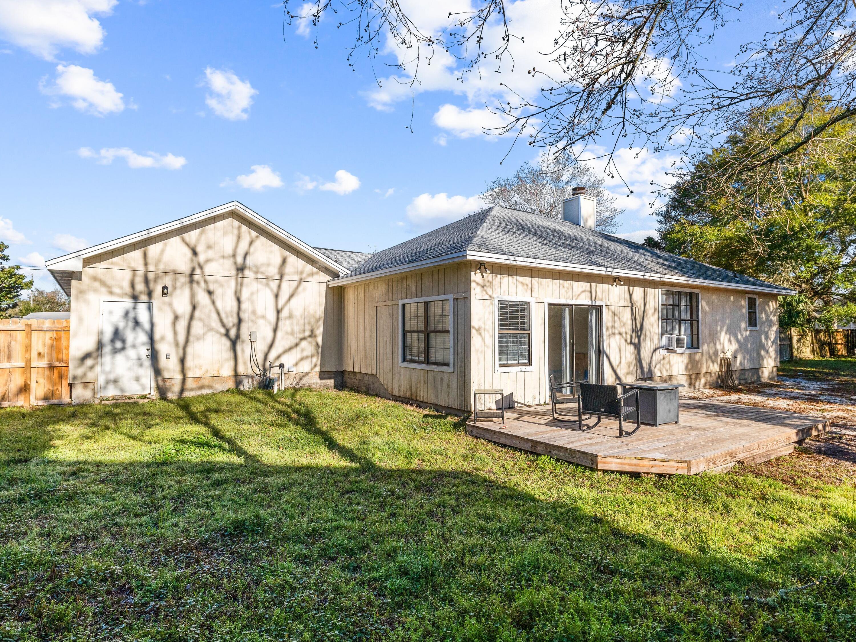 EAST BAY RIVER ESTATES 2ND ADDN - Residential