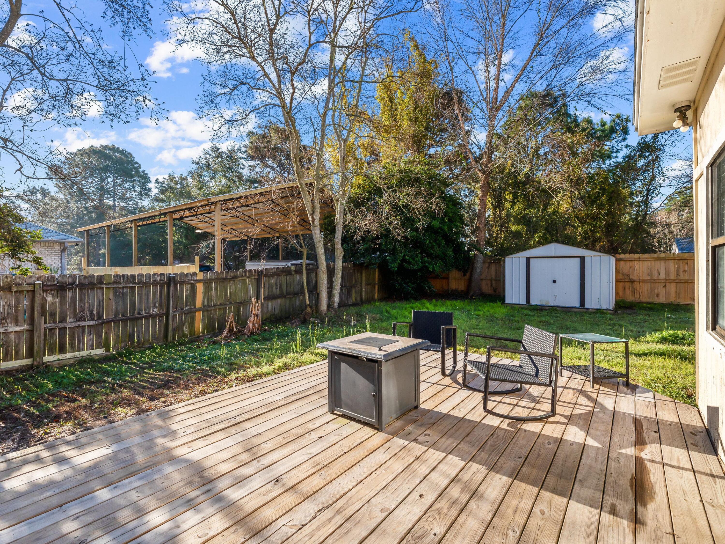 EAST BAY RIVER ESTATES 2ND ADDN - Residential