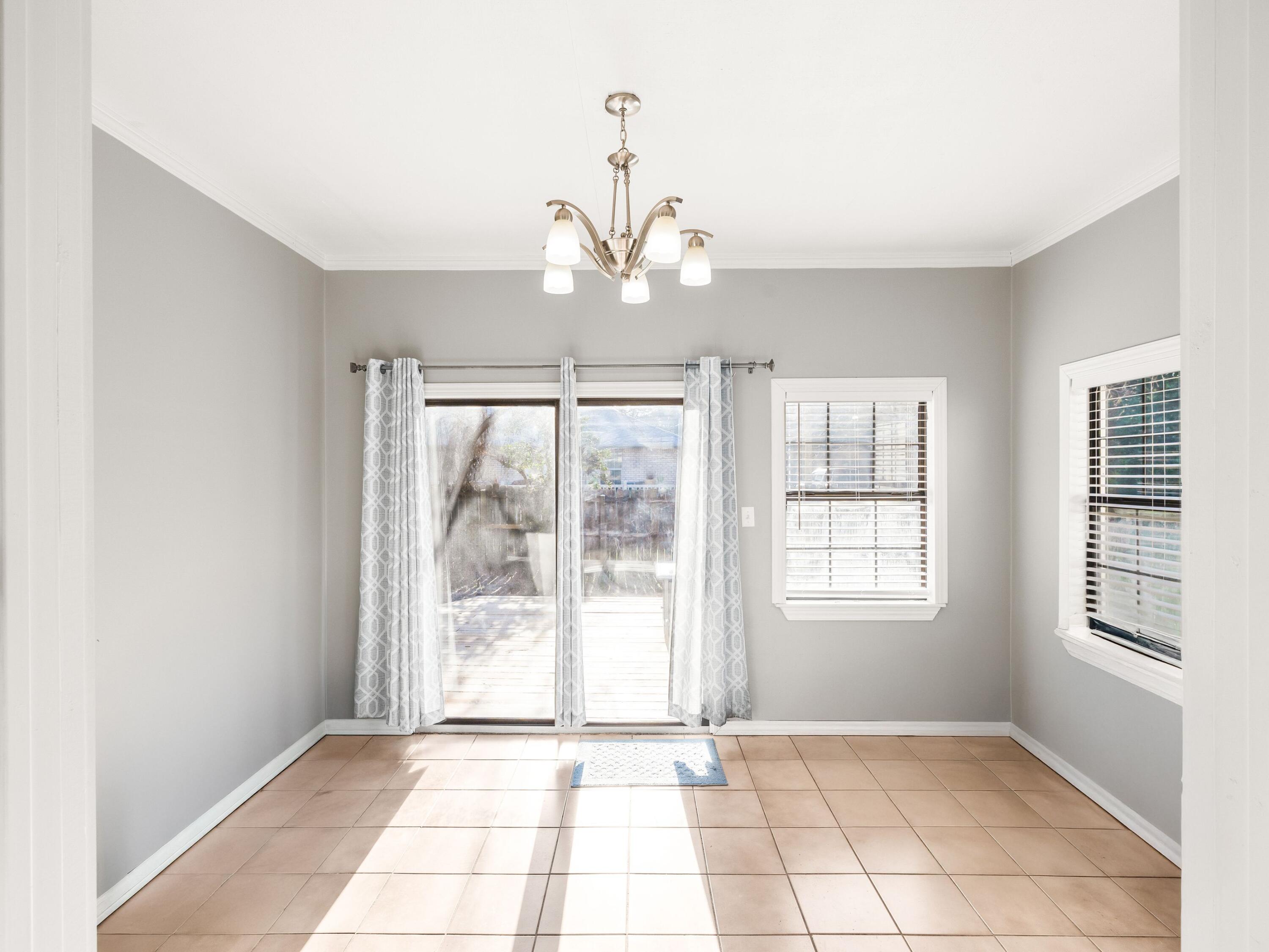 EAST BAY RIVER ESTATES 2ND ADDN - Residential