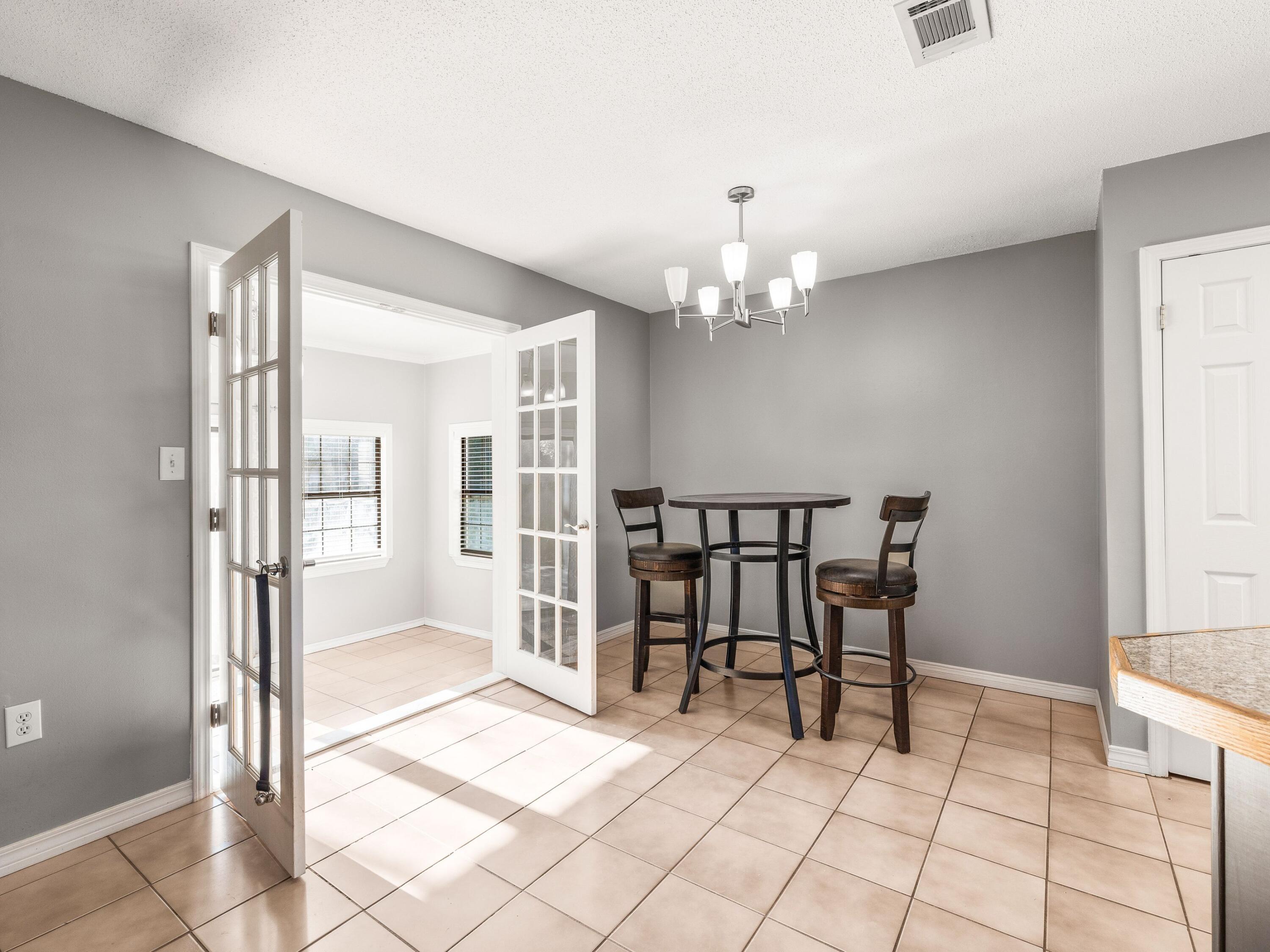 EAST BAY RIVER ESTATES 2ND ADDN - Residential