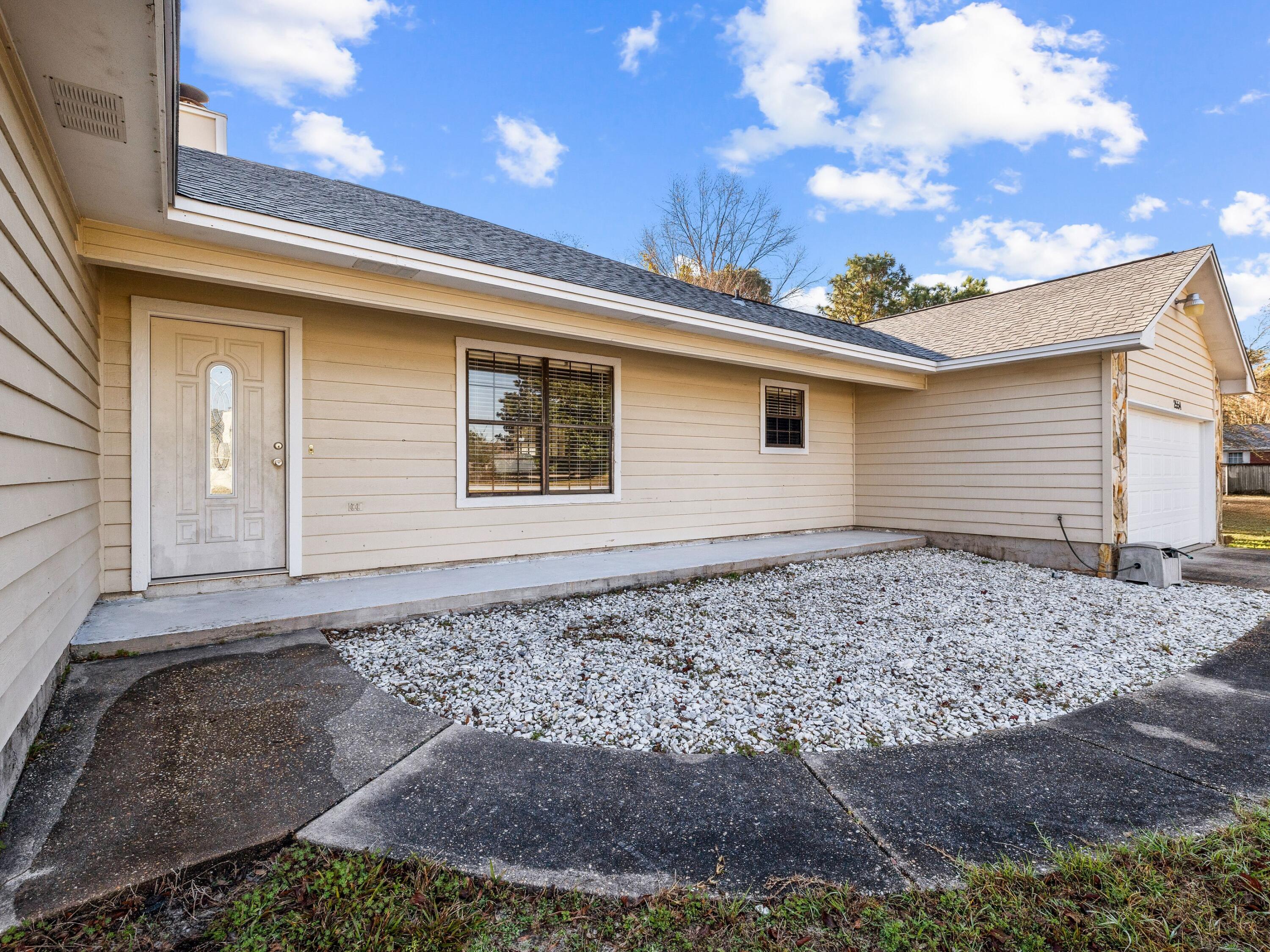 EAST BAY RIVER ESTATES 2ND ADDN - Residential