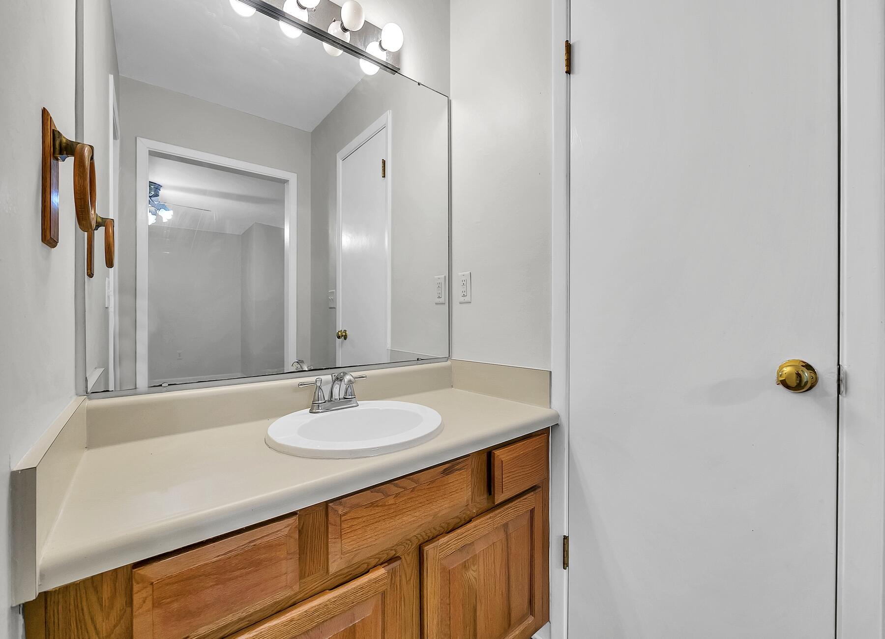 MARINA VIEW T/H AMEND - Residential Lease