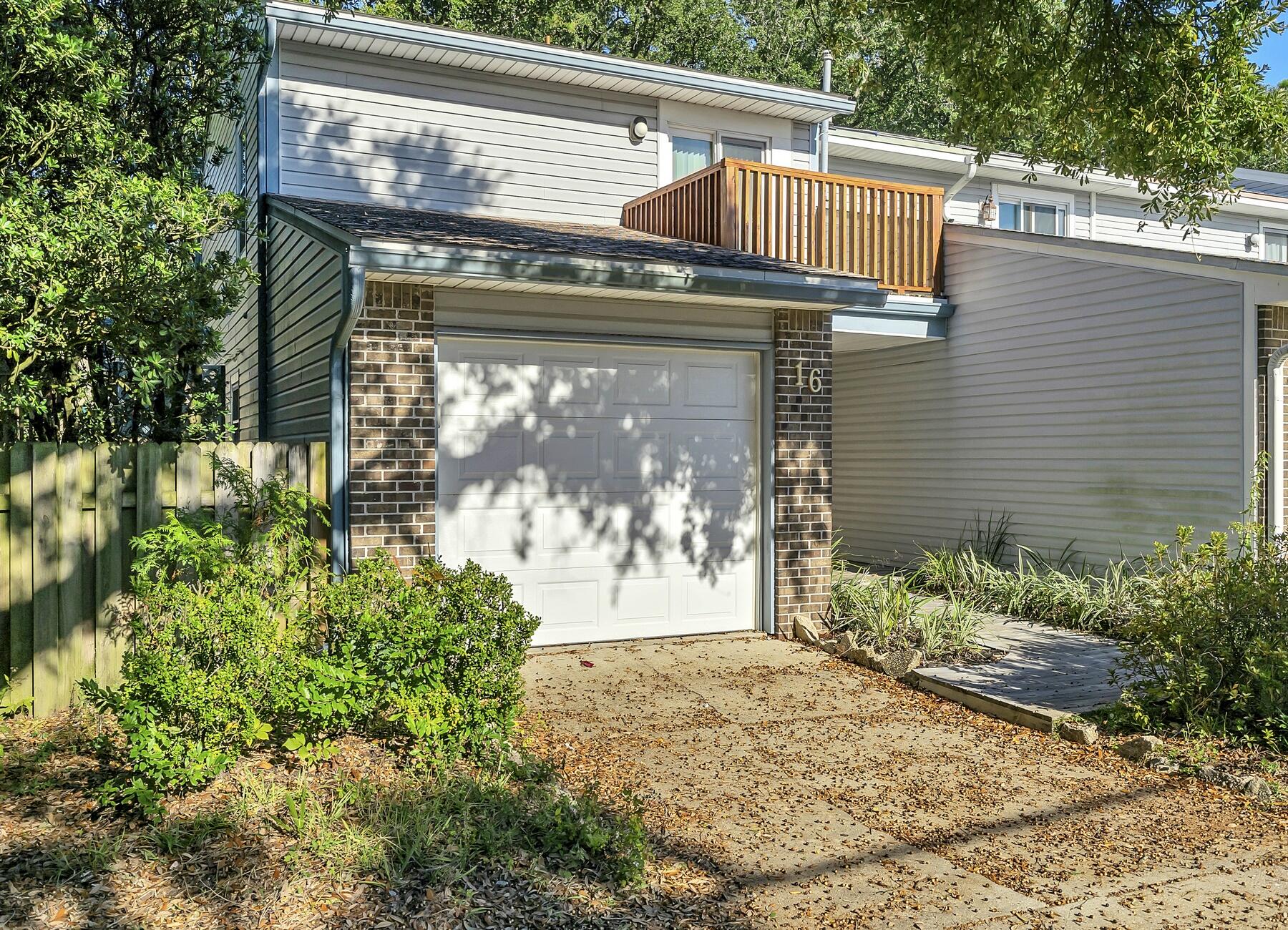 MARINA VIEW T/H AMEND - Residential Lease