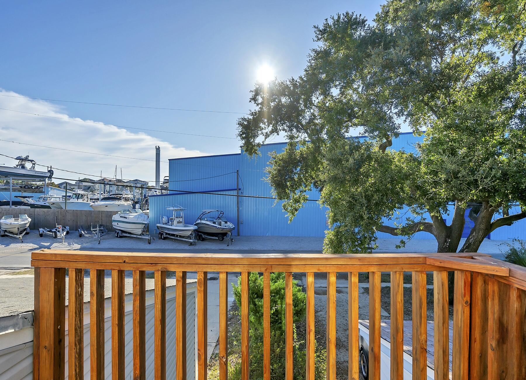 MARINA VIEW T/H AMEND - Residential Lease