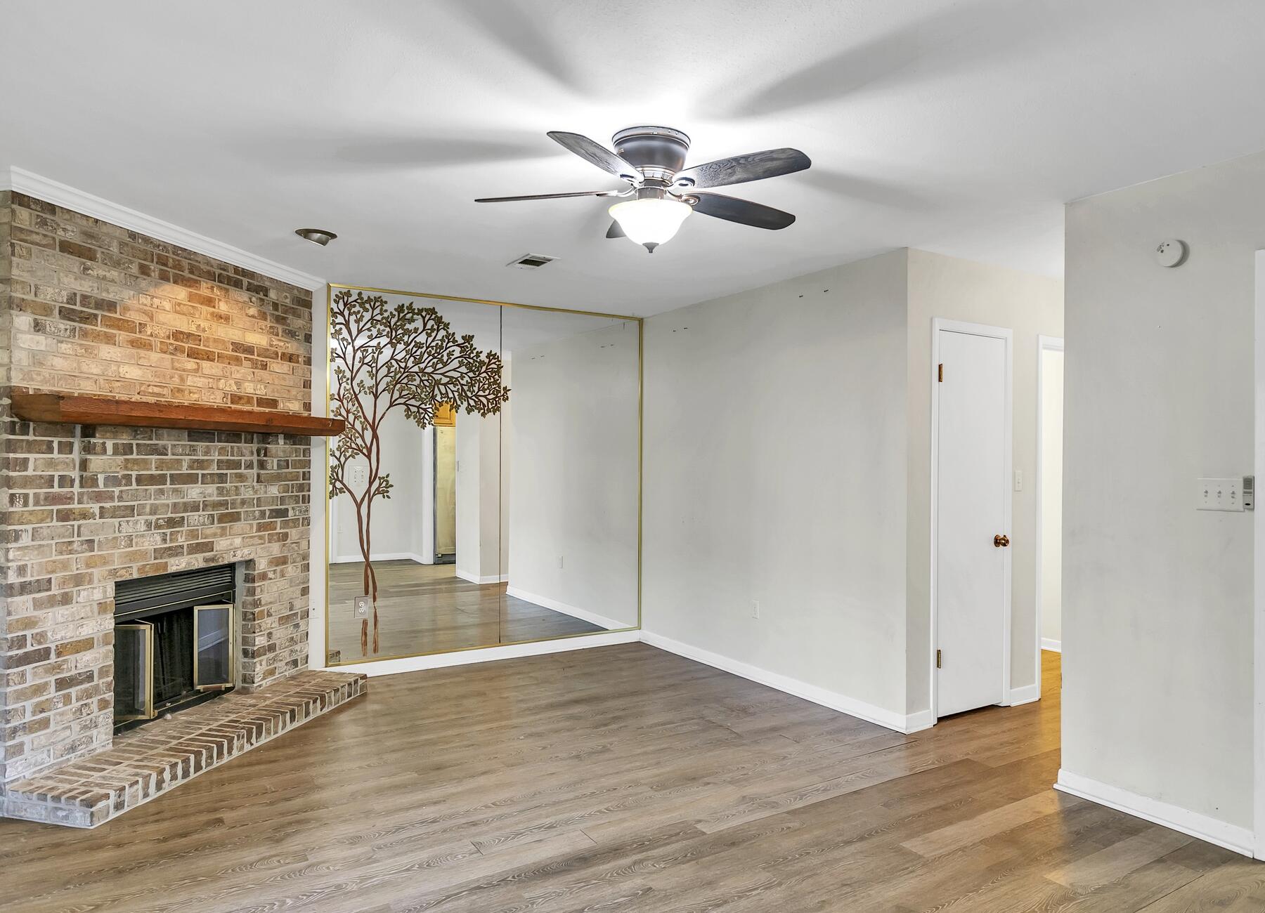 MARINA VIEW T/H AMEND - Residential Lease