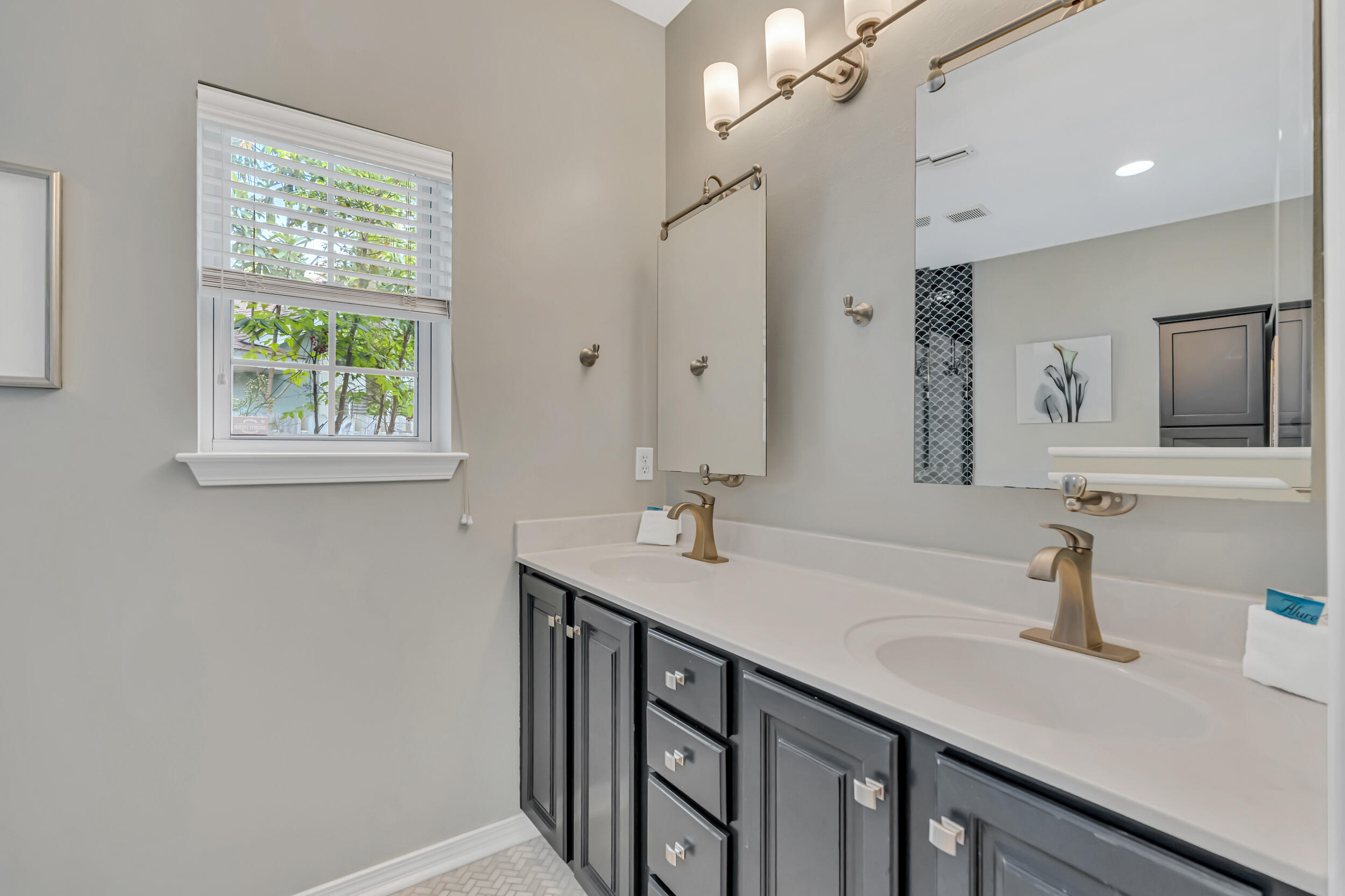 Avalon Beach Estates - Residential