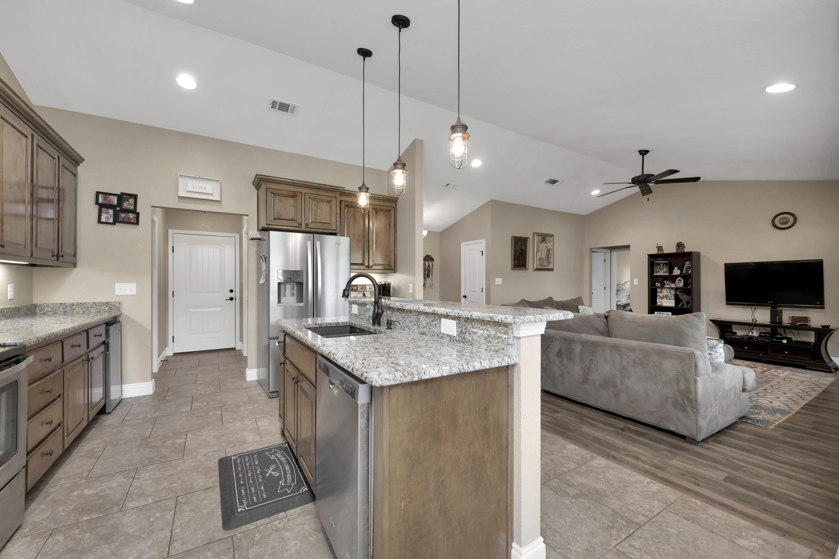 NAVARRE S/D 2ND ADDN - Residential