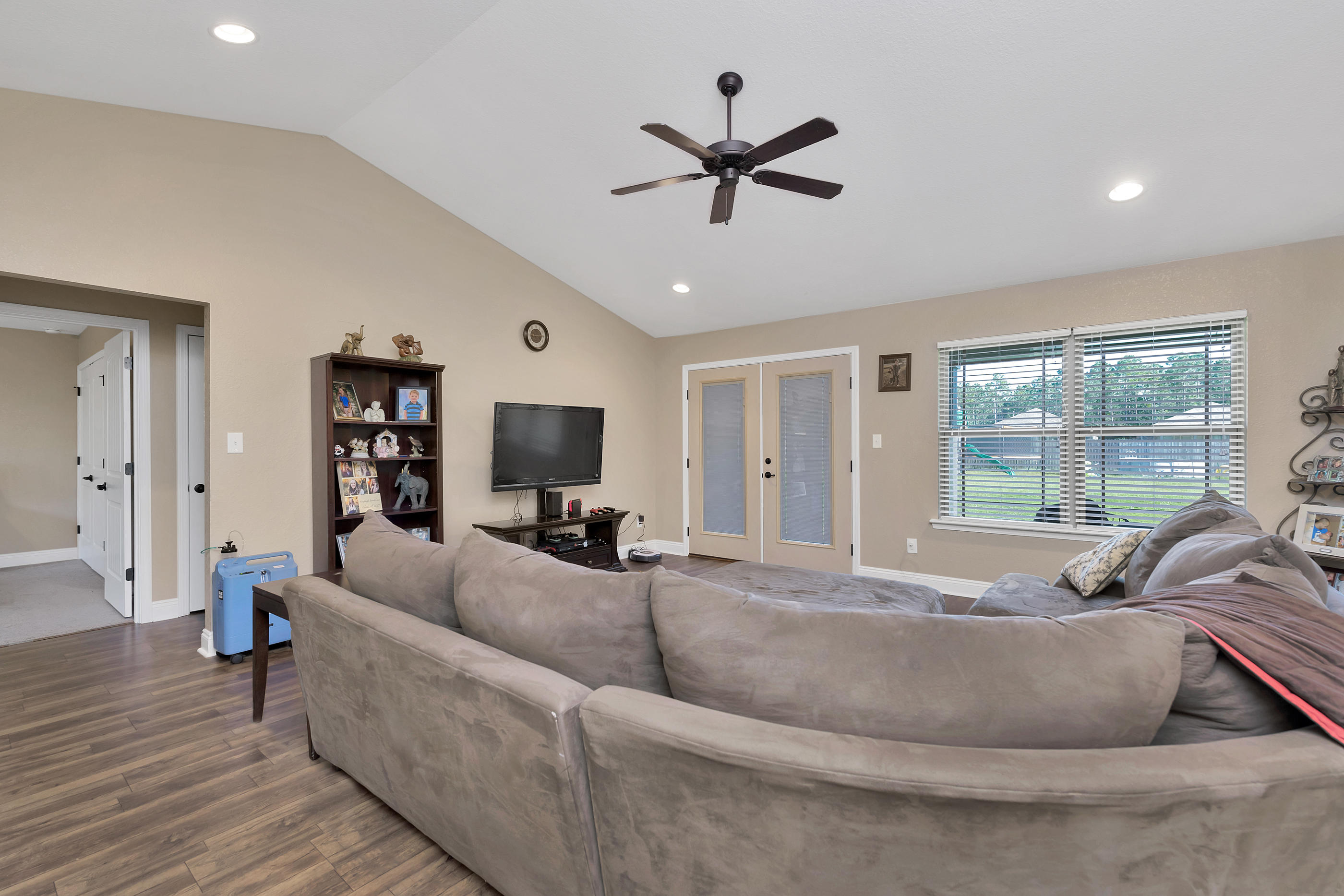 NAVARRE S/D 2ND ADDN - Residential