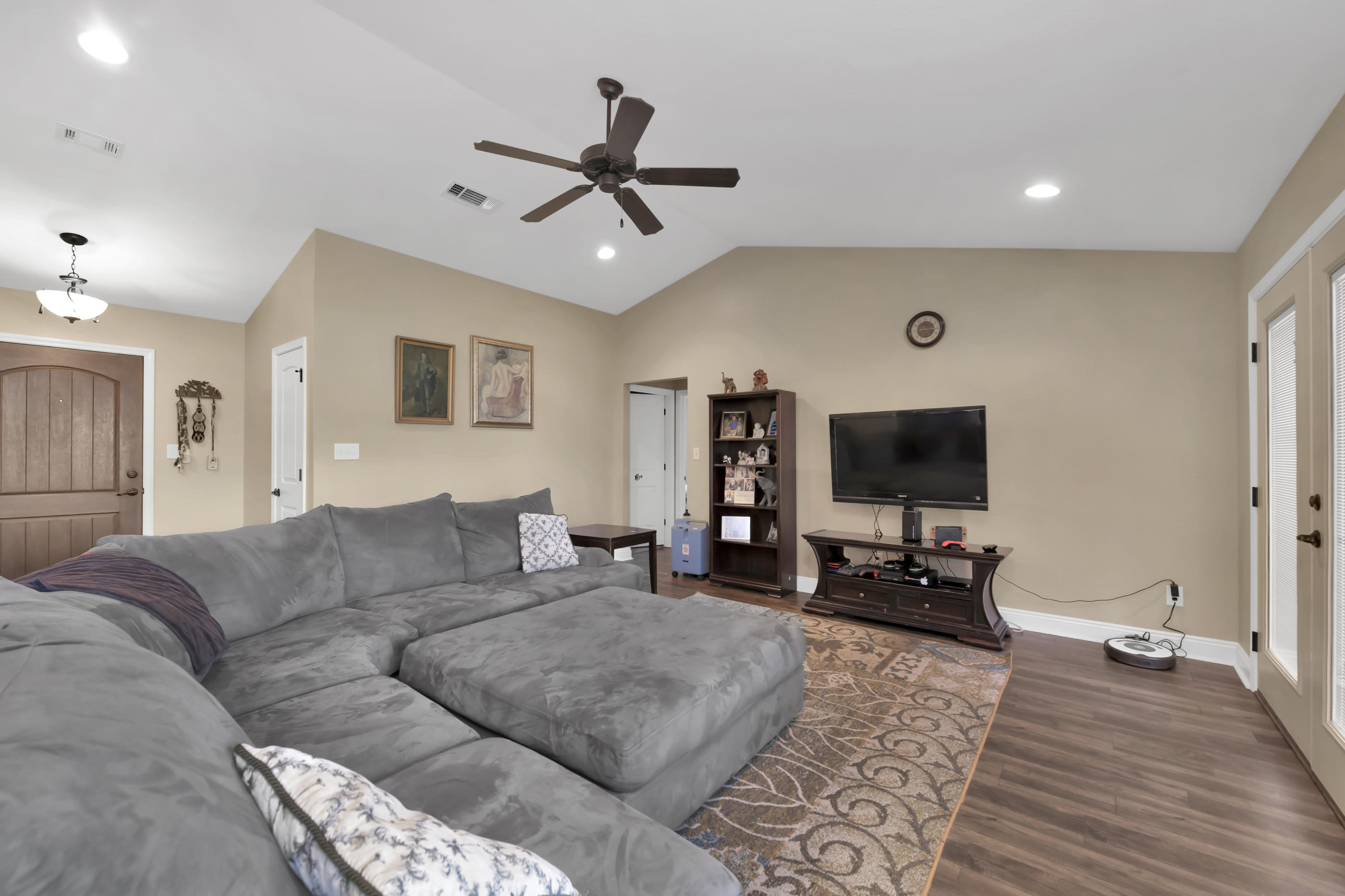 NAVARRE S/D 2ND ADDN - Residential