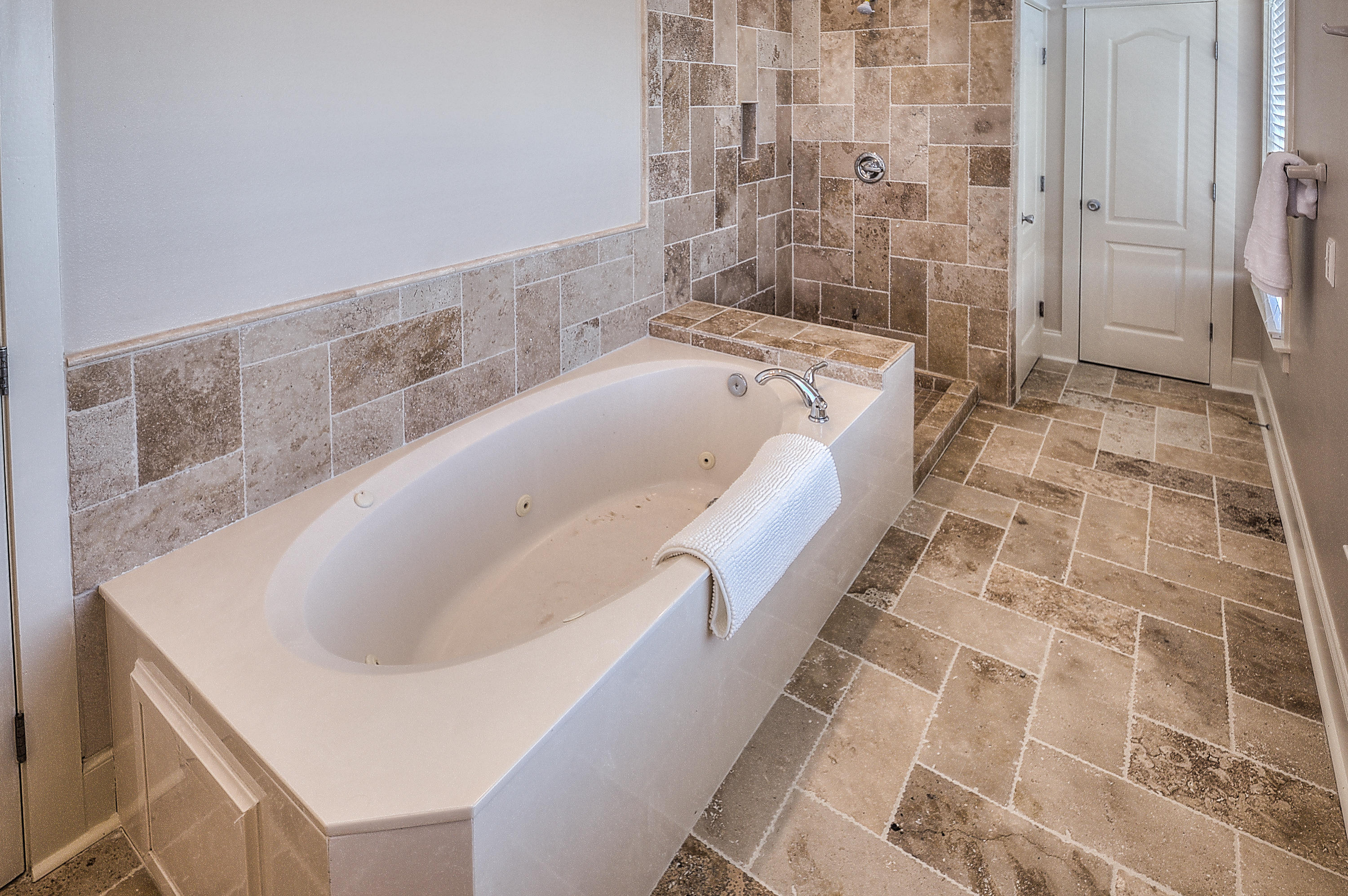 LONGUE VUE - Residential