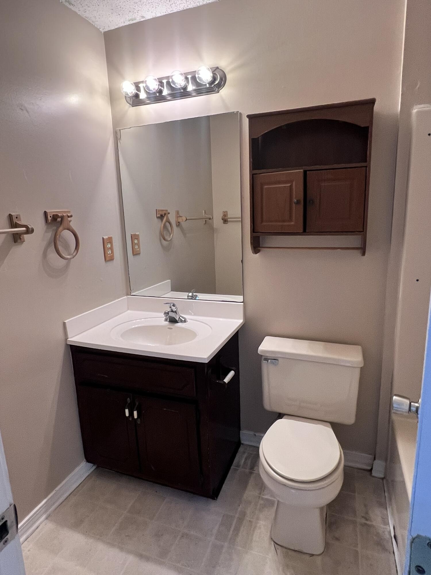 SHOAL CREEK S/D - Residential Lease