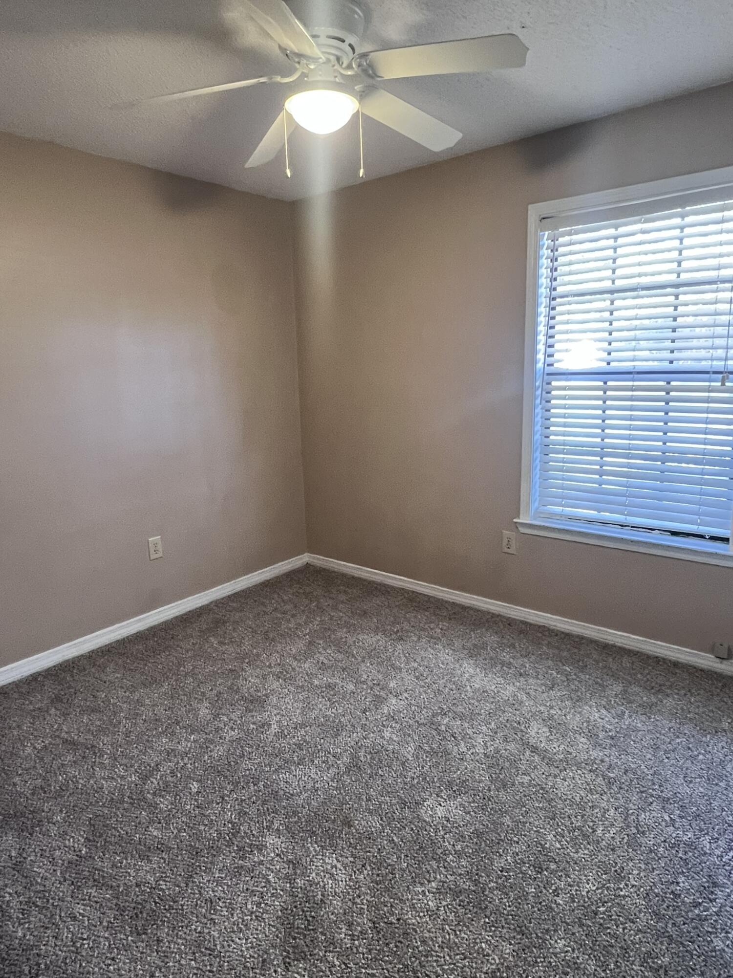 SHOAL CREEK S/D - Residential Lease