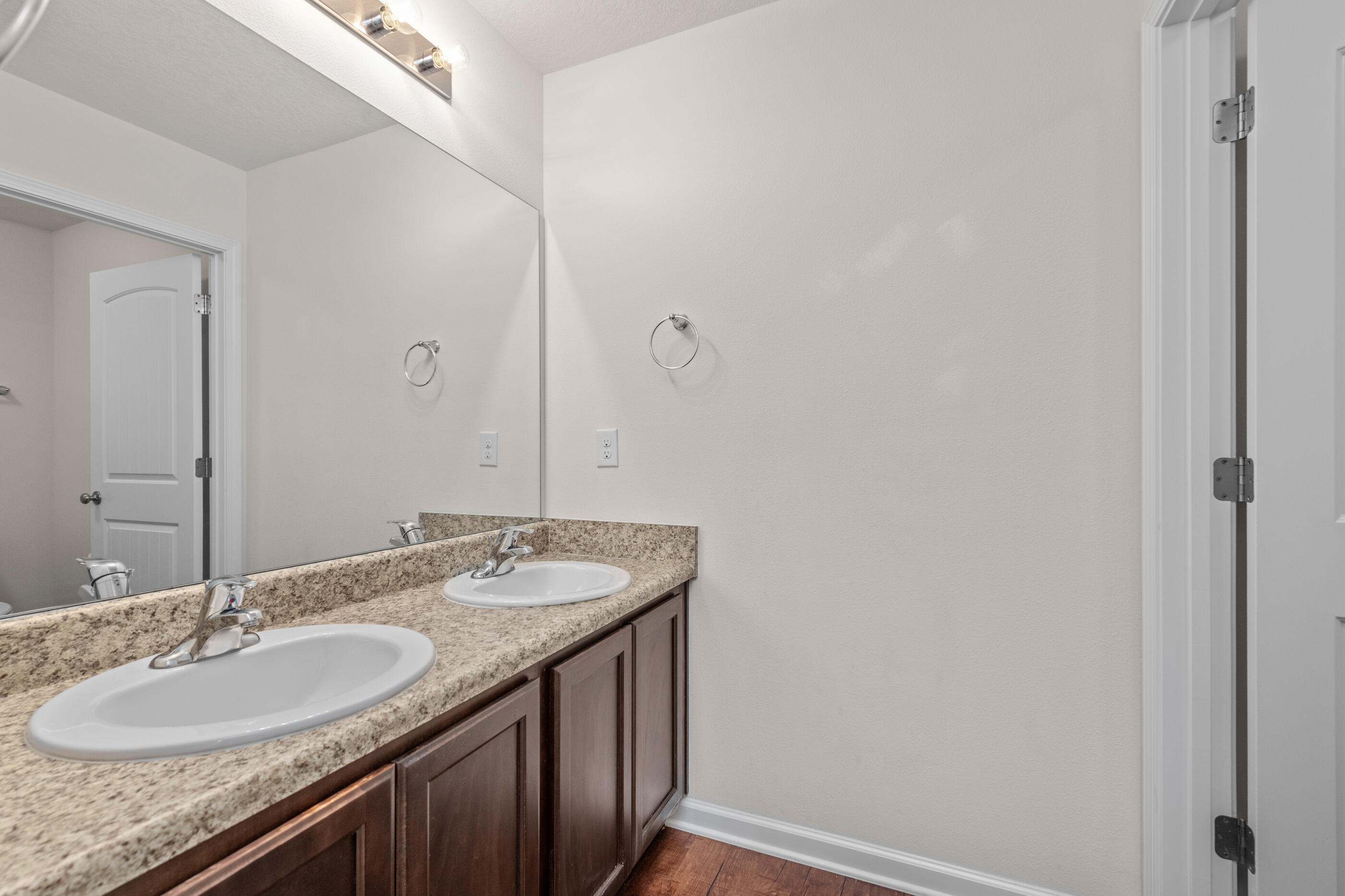 Redstone Commons - Residential