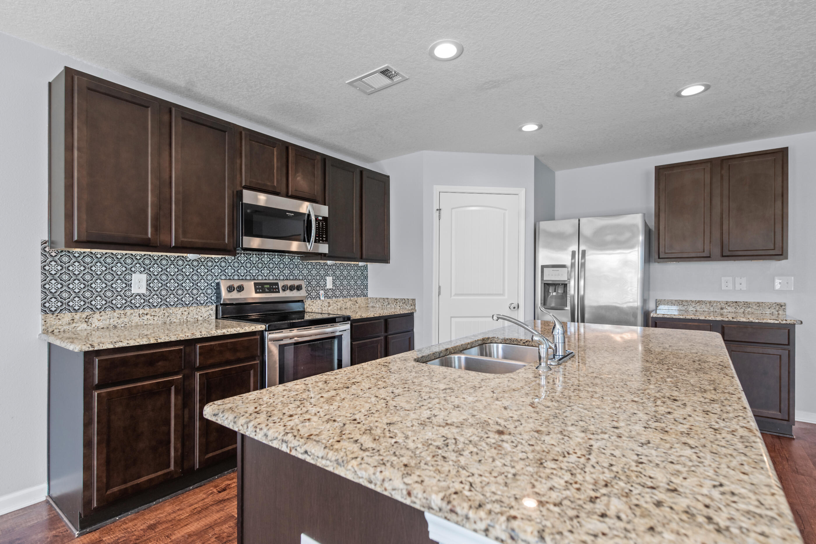 Redstone Commons - Residential