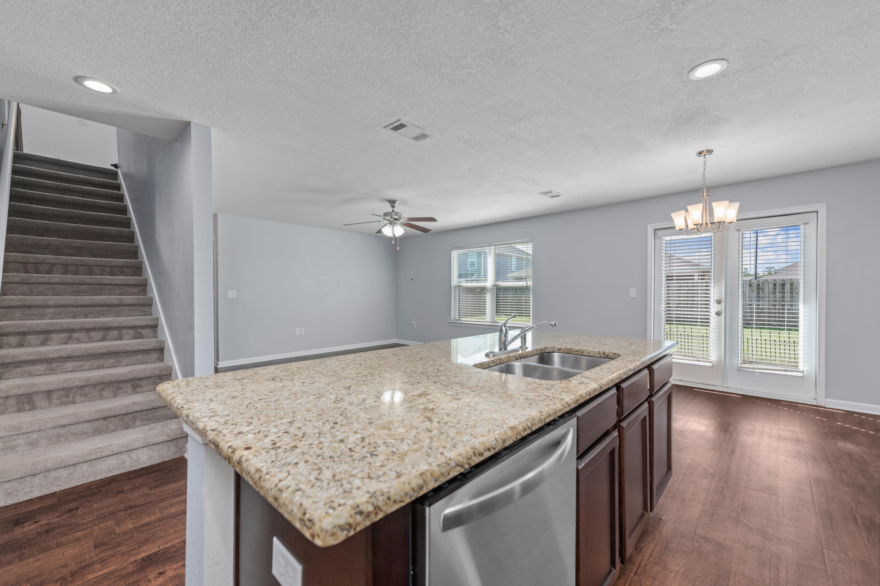 Redstone Commons - Residential