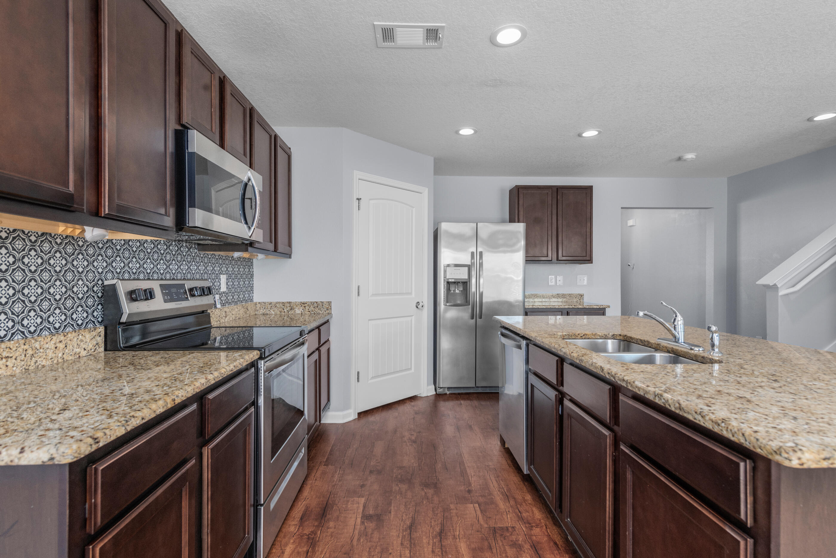 Redstone Commons - Residential