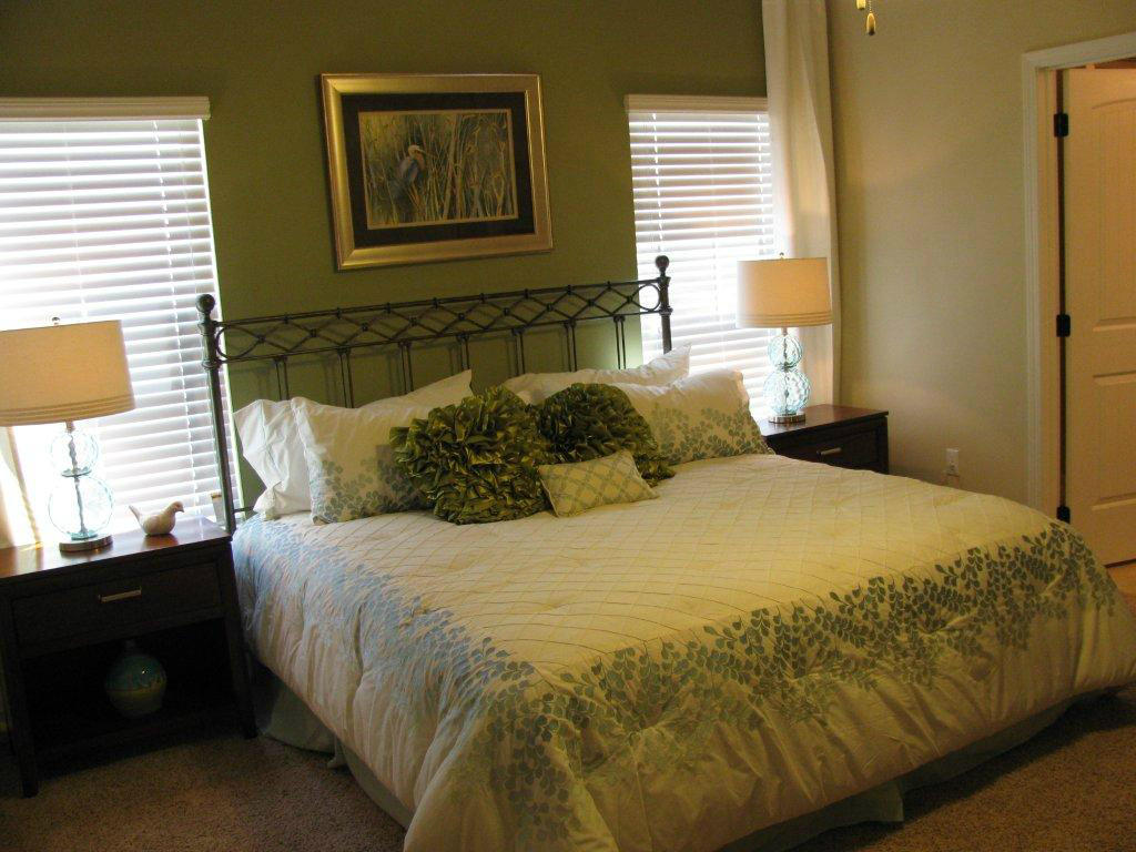 LIBERTY OAKS - Residential