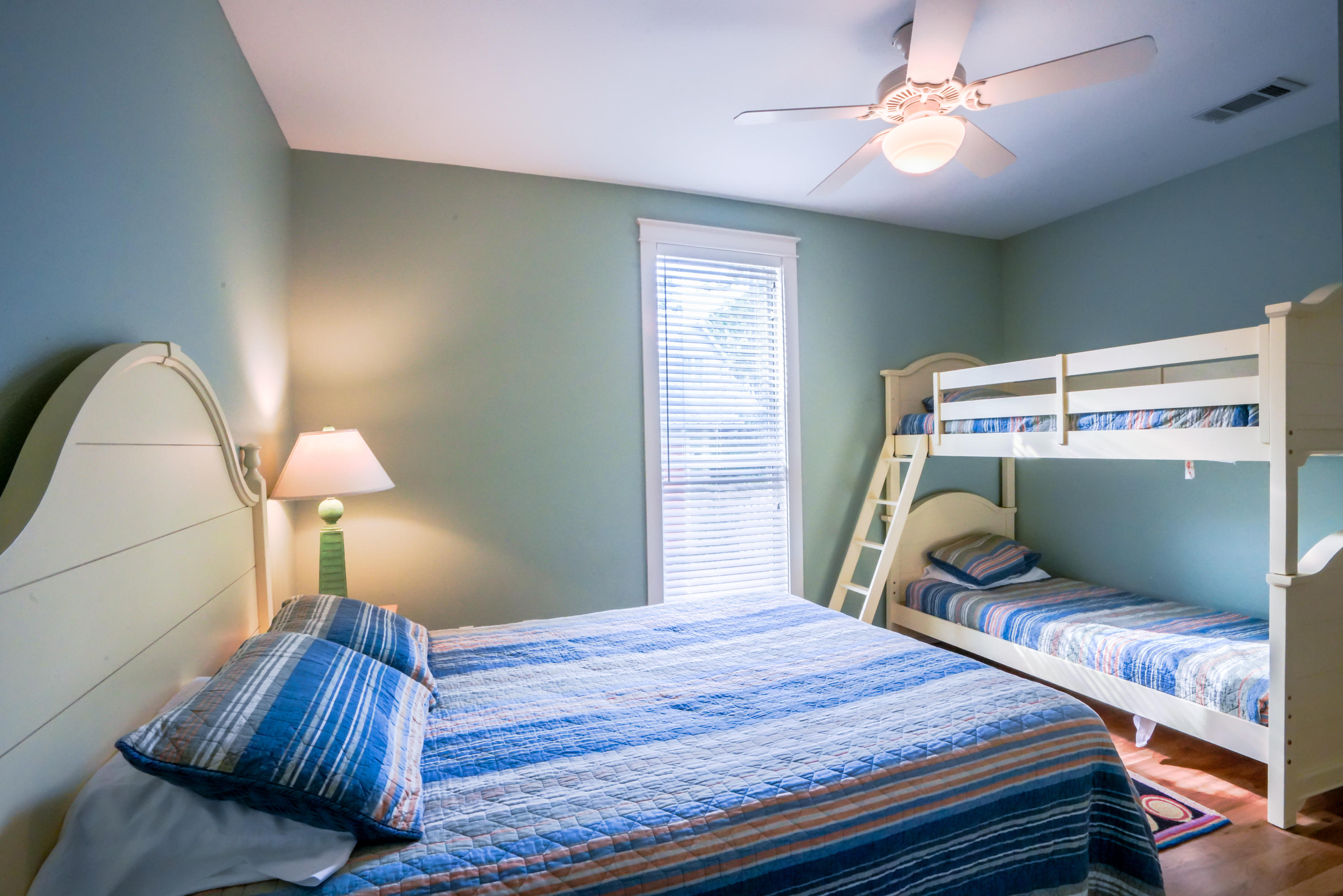 GROVE BY THE SEA - Residential