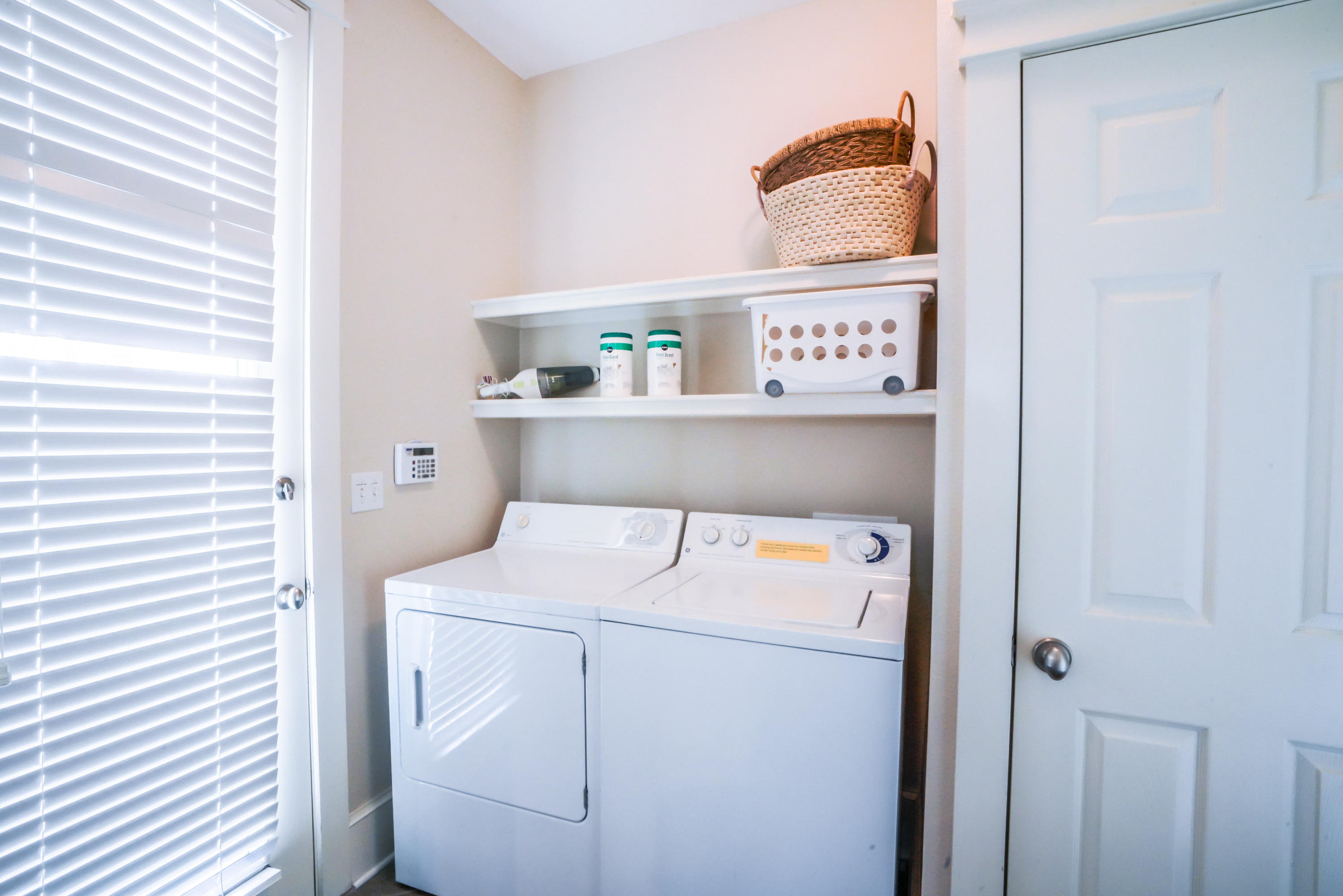 GROVE BY THE SEA - Residential