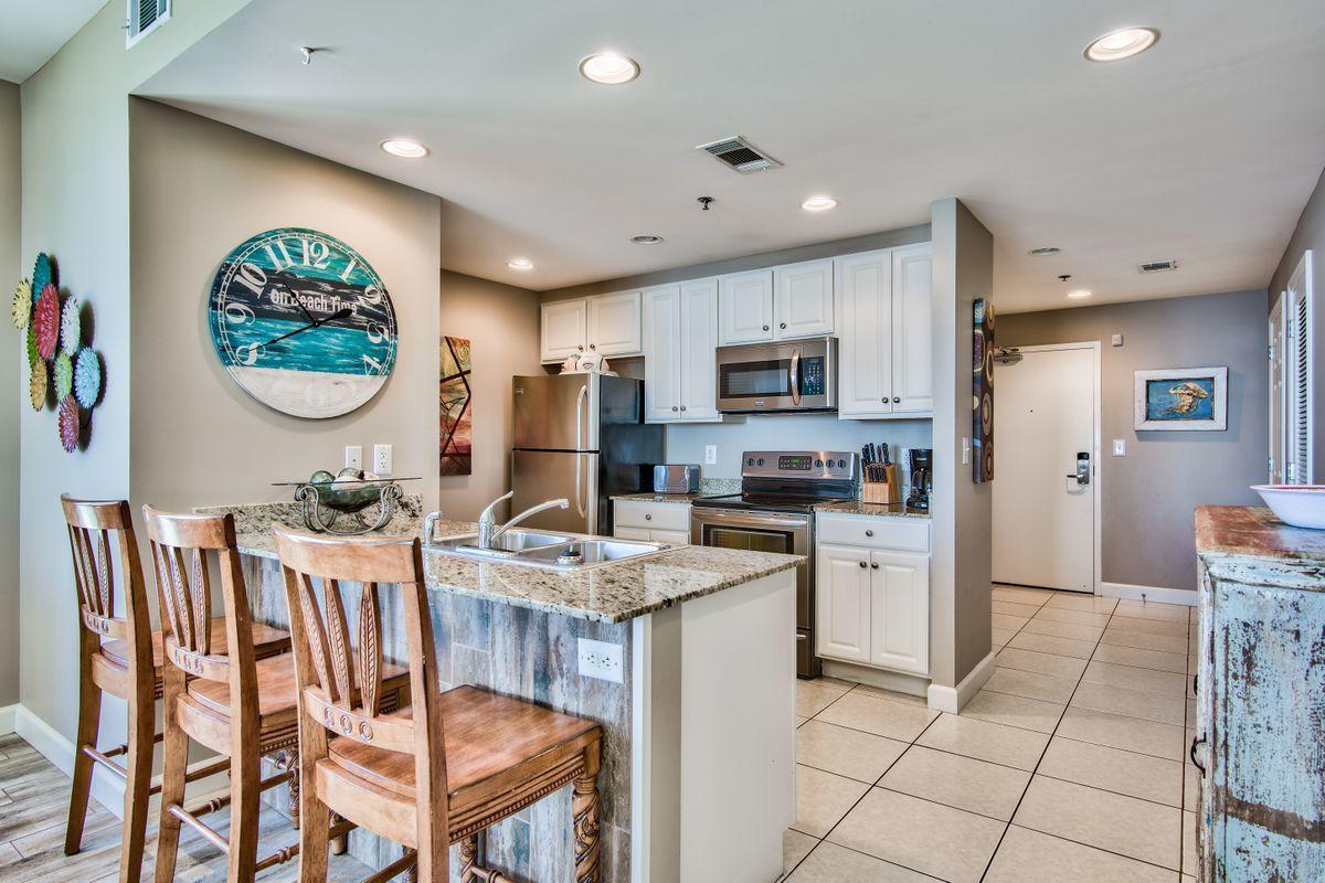 SPLASH Condo - Residential