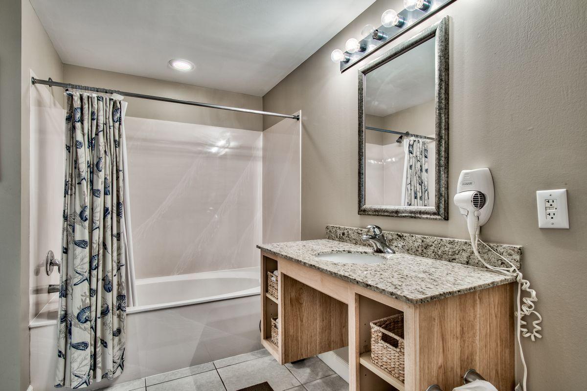 SPLASH Condo - Residential