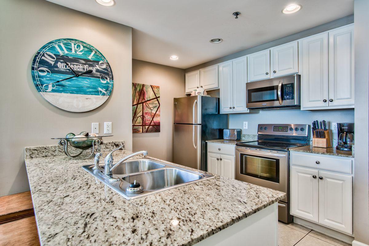 SPLASH Condo - Residential