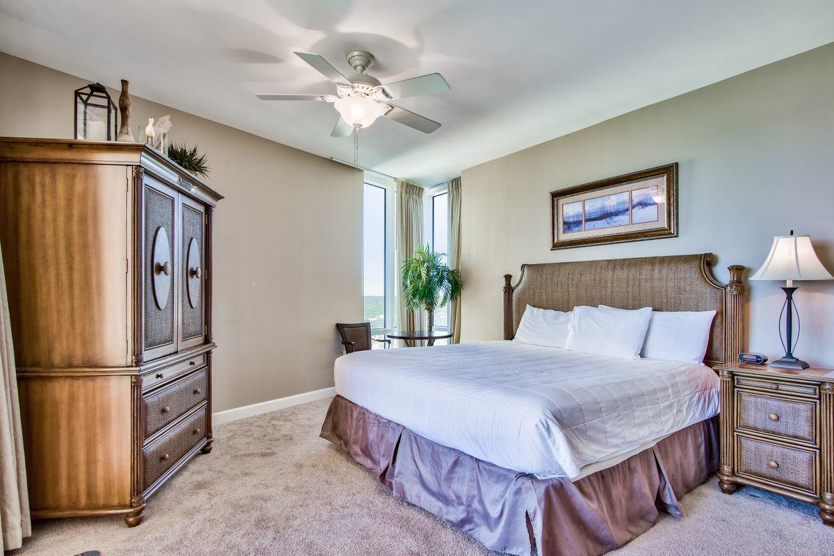 SPLASH Condo - Residential