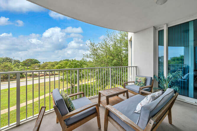 THE PALMS OF DESTIN - Residential