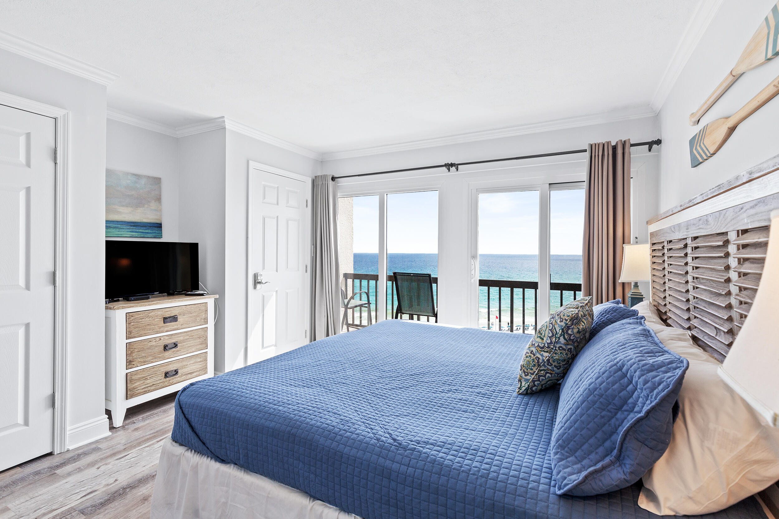 PINNACLE PORT - Residential