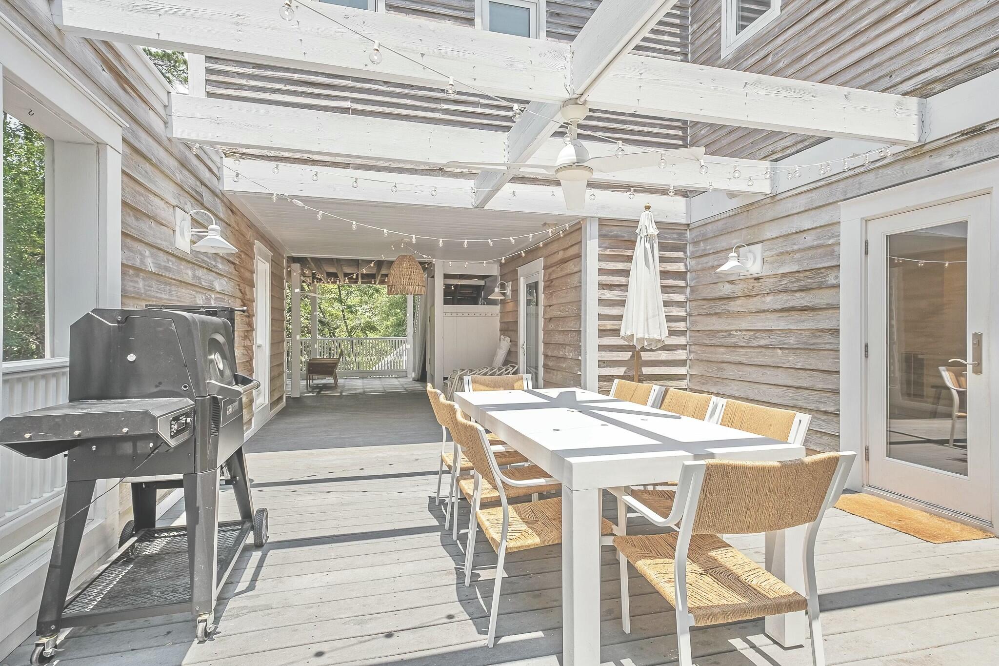 SEAGROVE SHORES 4TH ADD - Residential