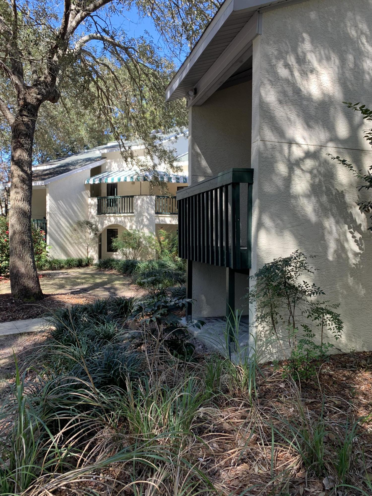 LAKESIDE CONDO AT BLUEWATER BAY - Residential