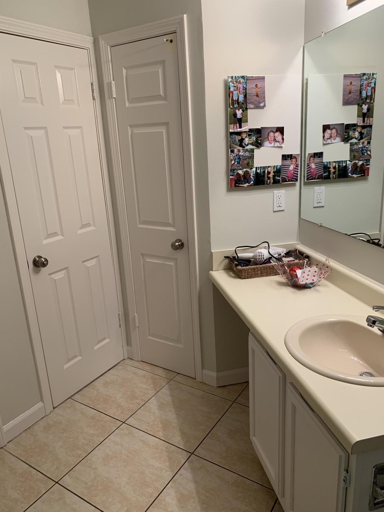 LAKESIDE CONDO AT BLUEWATER BAY - Residential