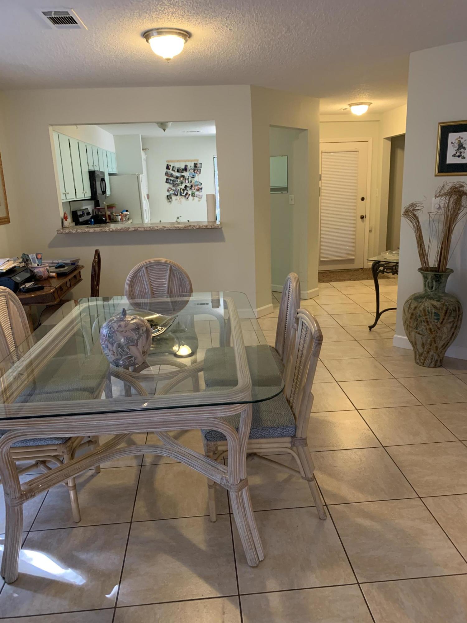 LAKESIDE CONDO AT BLUEWATER BAY - Residential