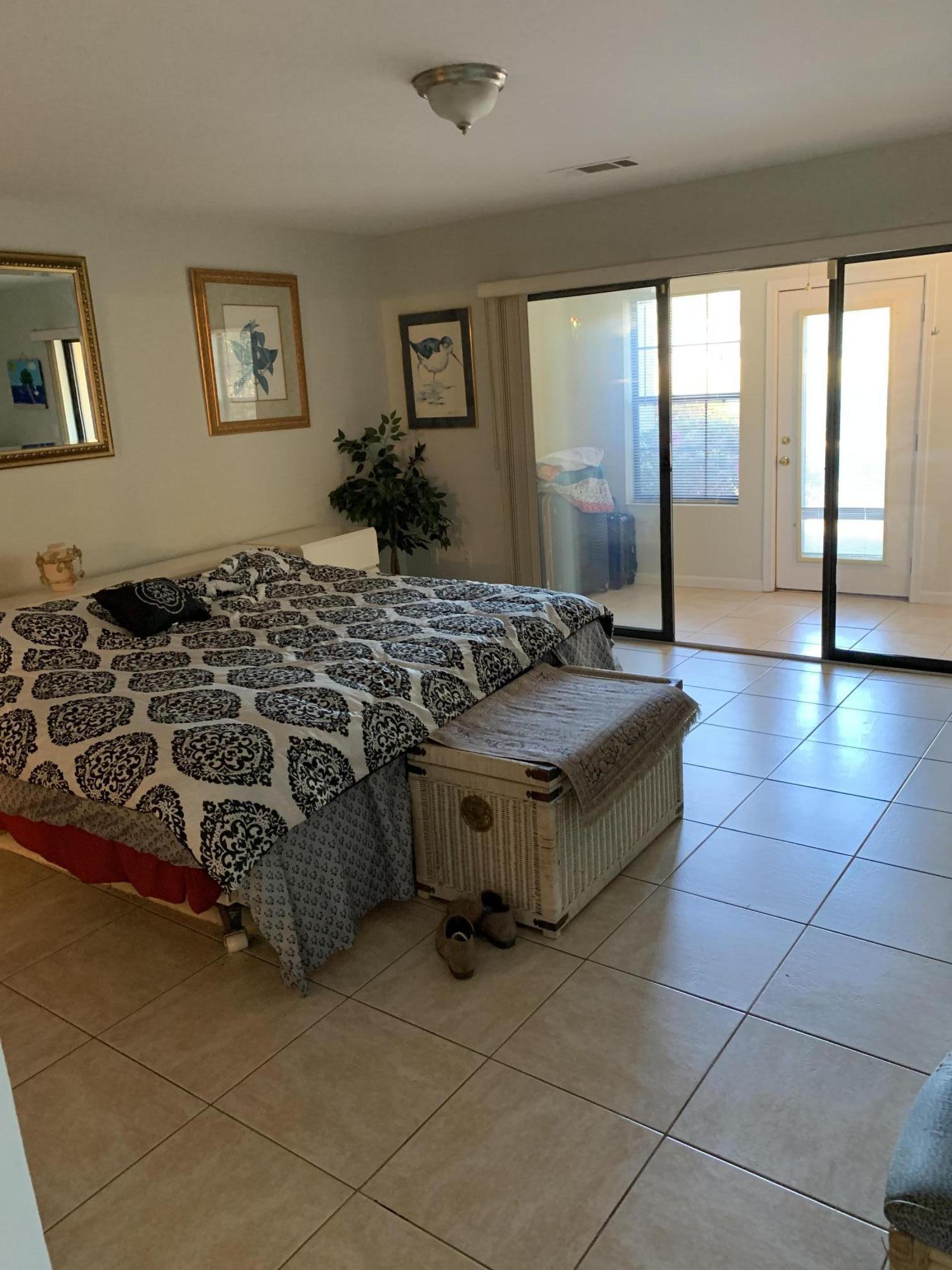 LAKESIDE CONDO AT BLUEWATER BAY - Residential