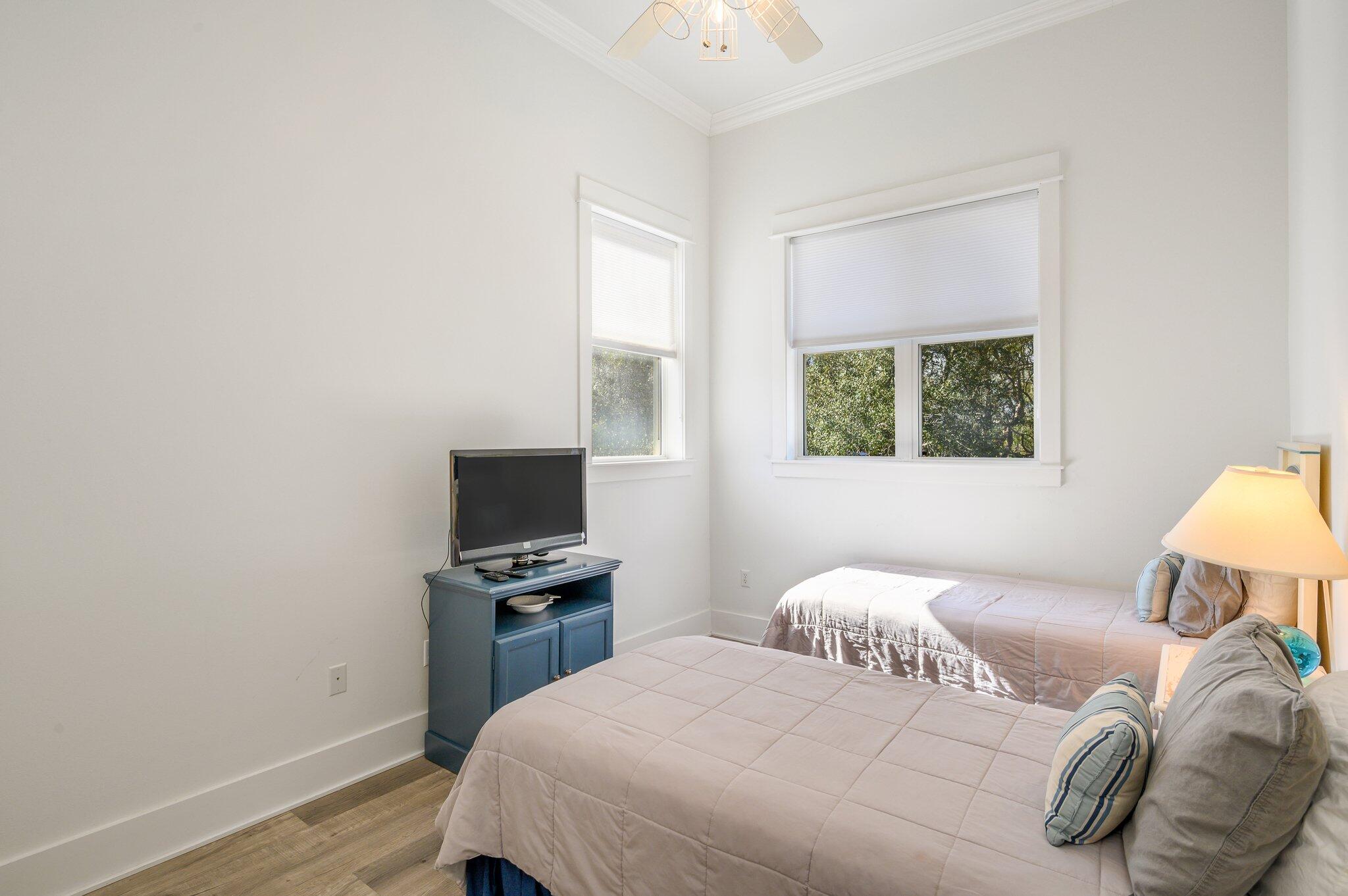 SEAGROVE 5TH ADDN - Residential