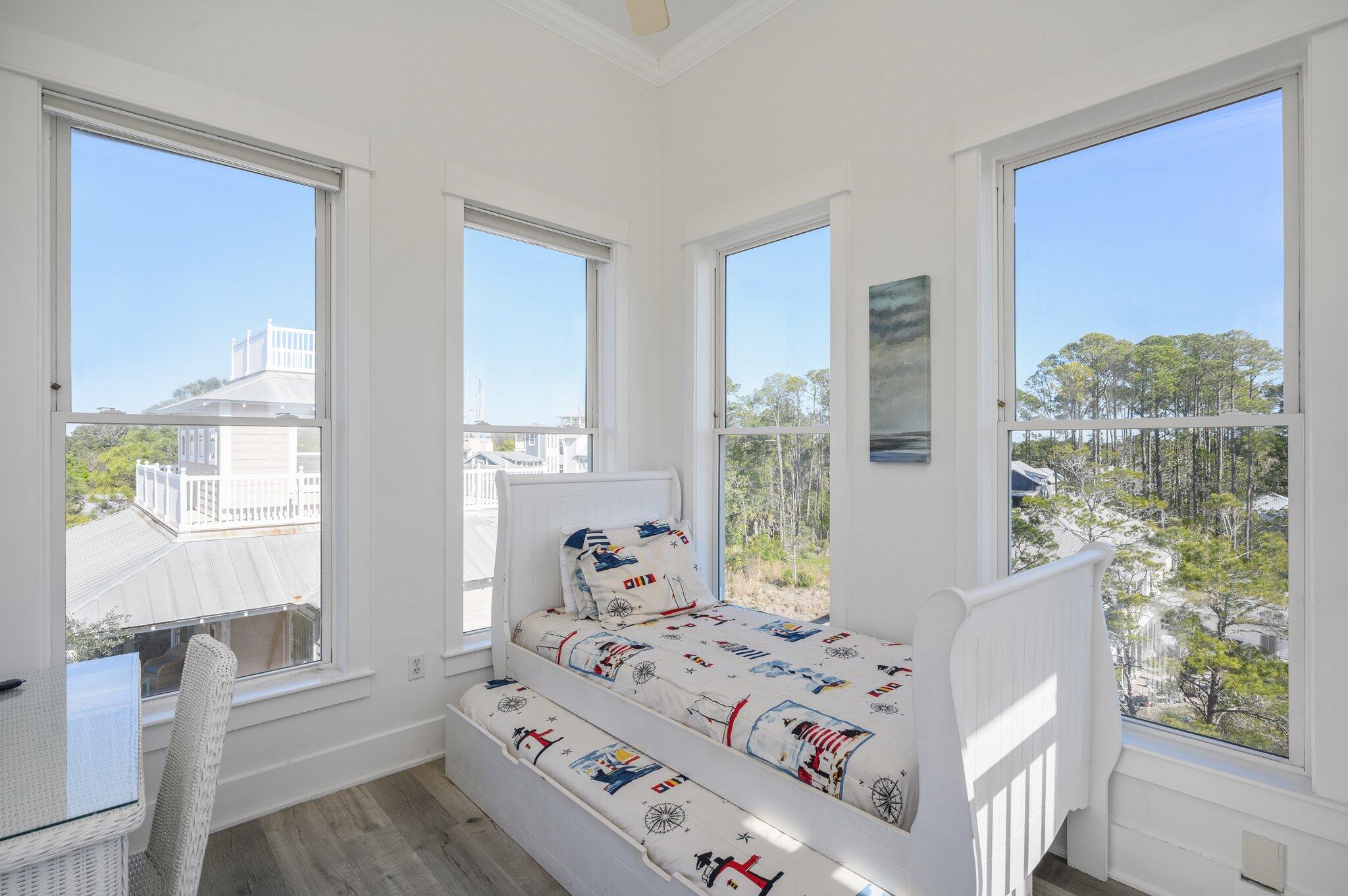 SEAGROVE 5TH ADDN - Residential